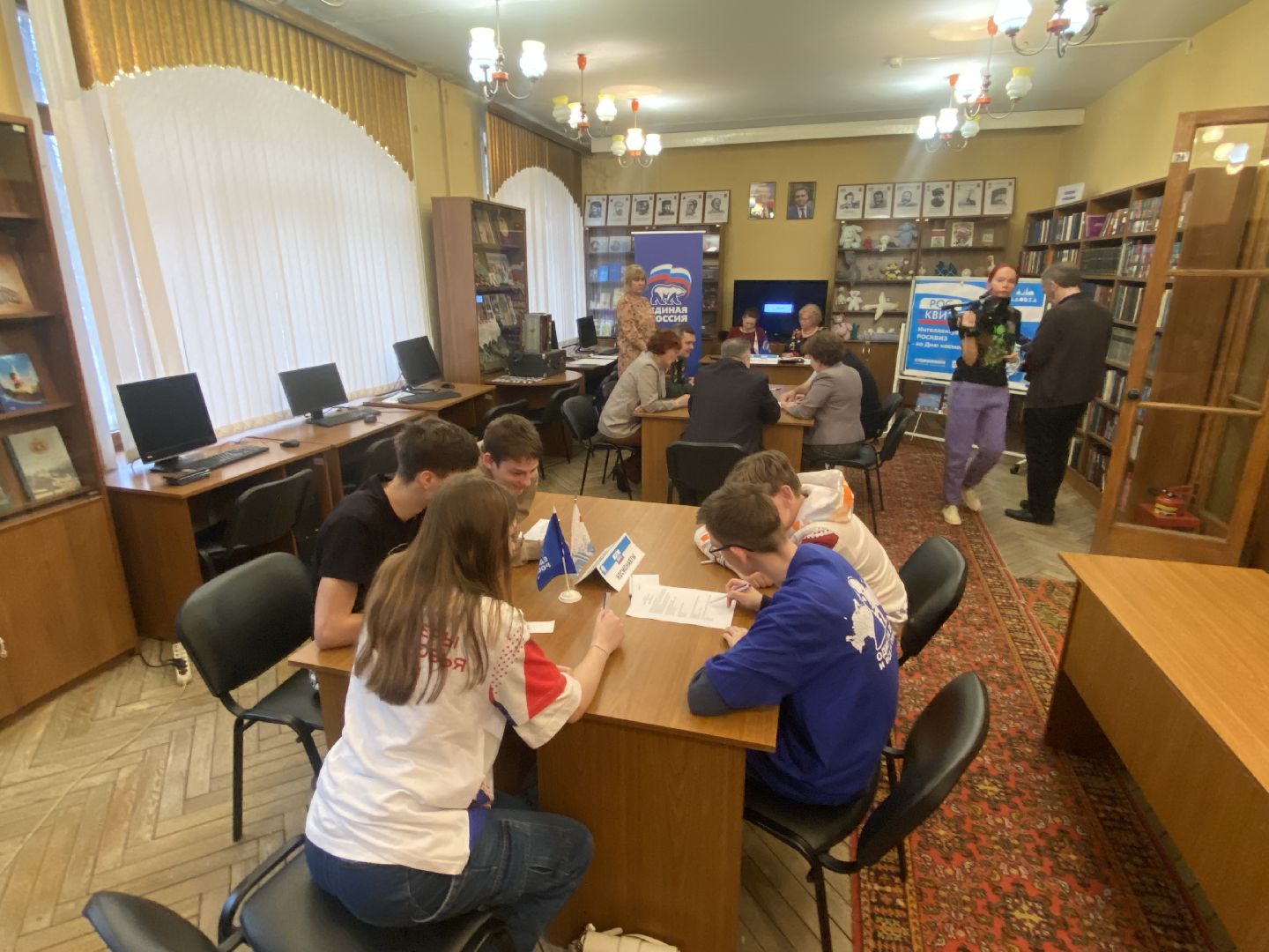 День космонавтики, РосКвиз Единая Россия, Преемственность поколений, Дворец культуры Власиха, МБУК Компас Власиха,