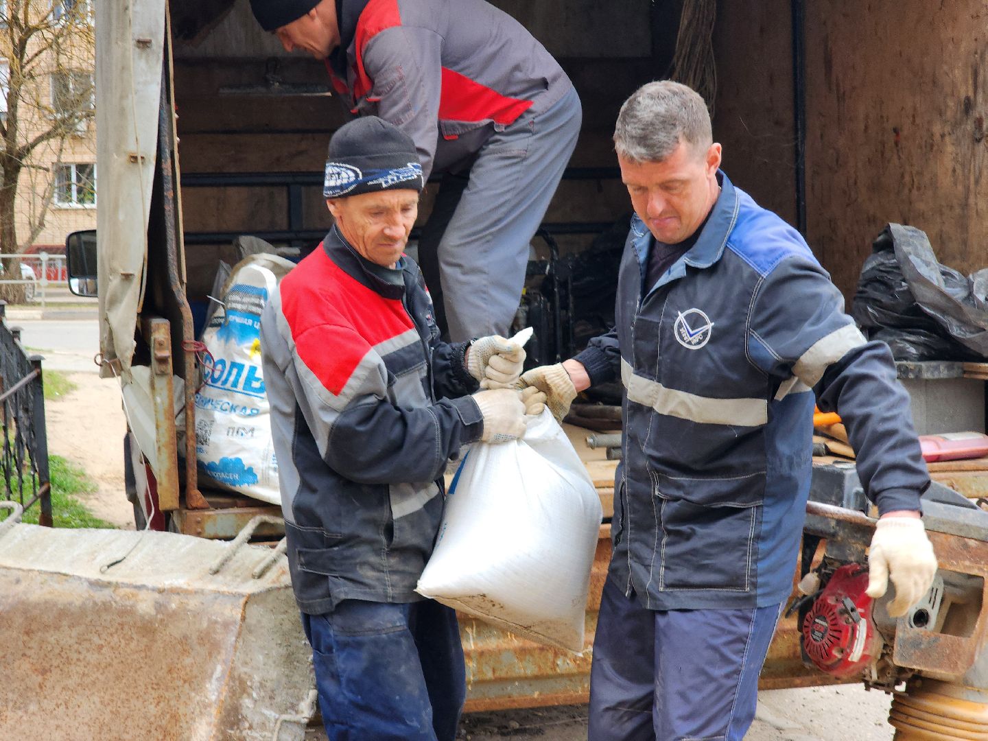 Руза, ремонт дорог, пешеходная дорожка, ремонт пешеходной дорожки, дорожные службы, дорожные работы, рузский городской округ,