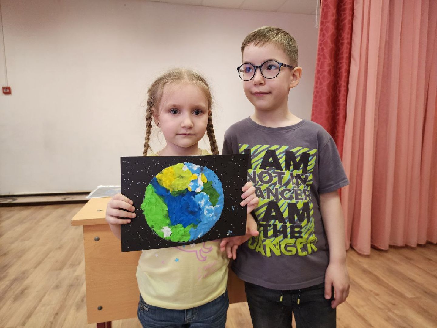 можайск, можайский городской округ, подмосковье, день космонавтики, дети, реабилитационный центр, воспитанники центра, волонтеры, квест, мастер-класс,