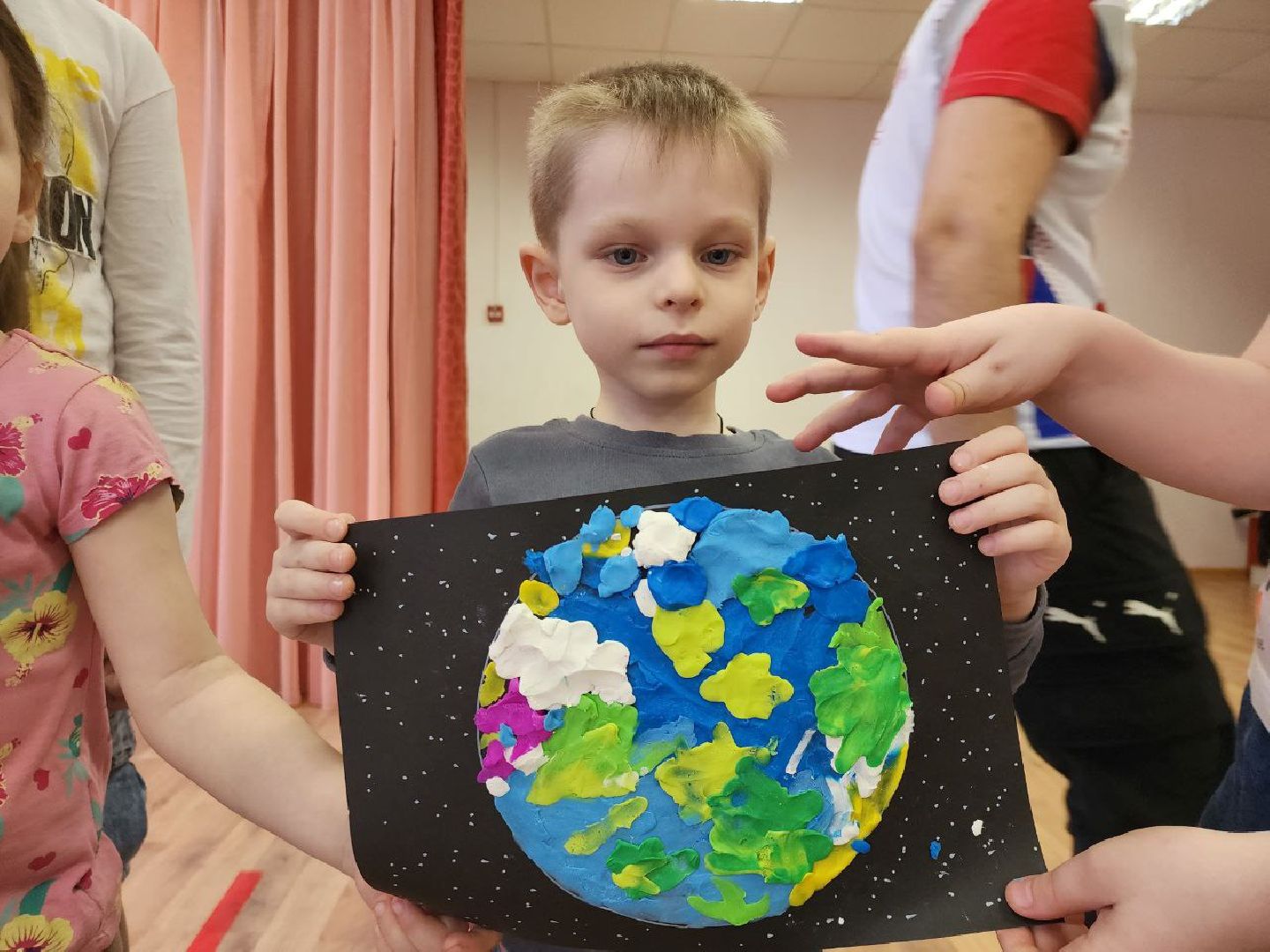 можайск, можайский городской округ, подмосковье, день космонавтики, дети, реабилитационный центр, воспитанники центра, волонтеры, квест, мастер-класс,