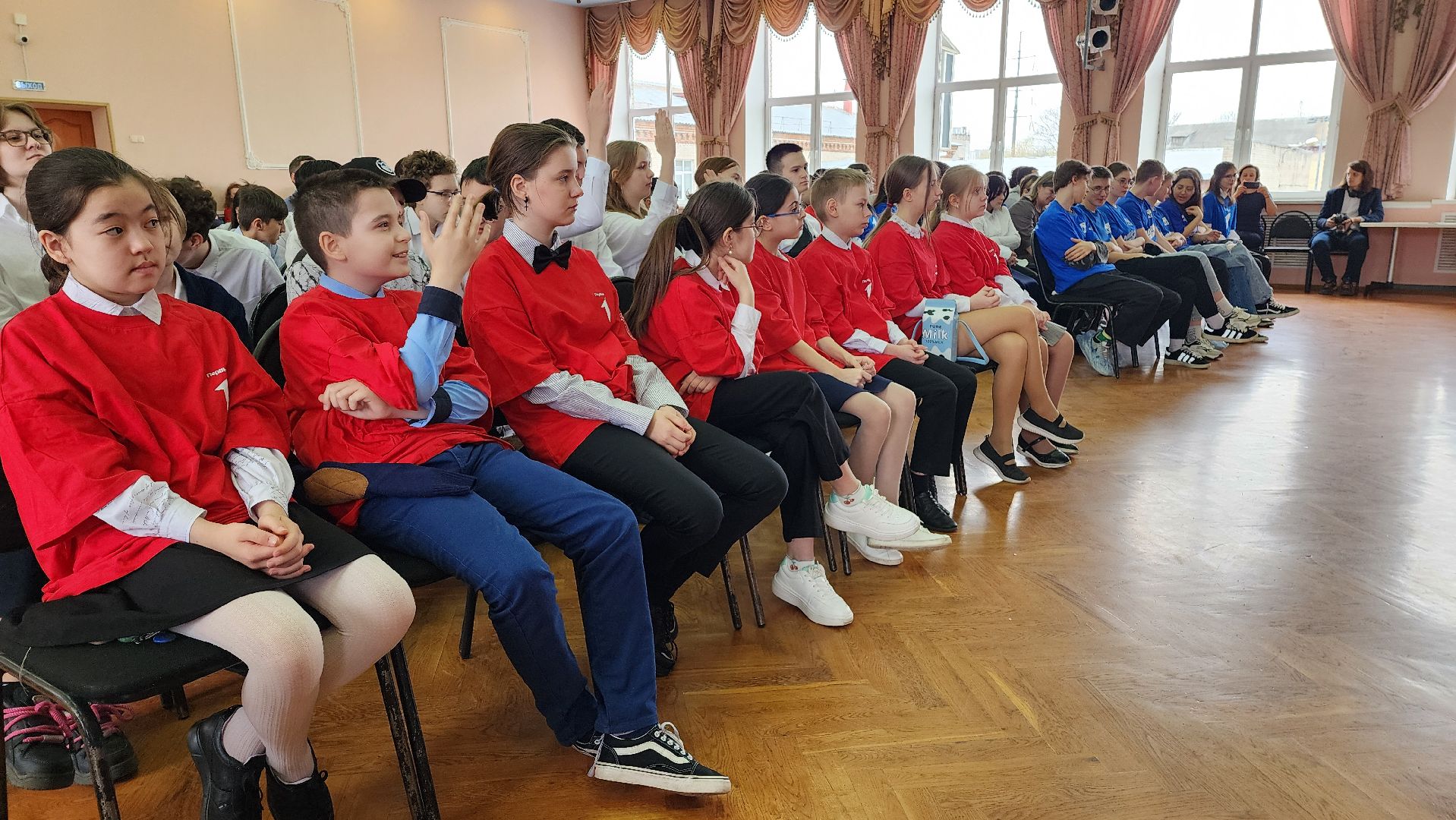 день космонавтики, открытый урок,