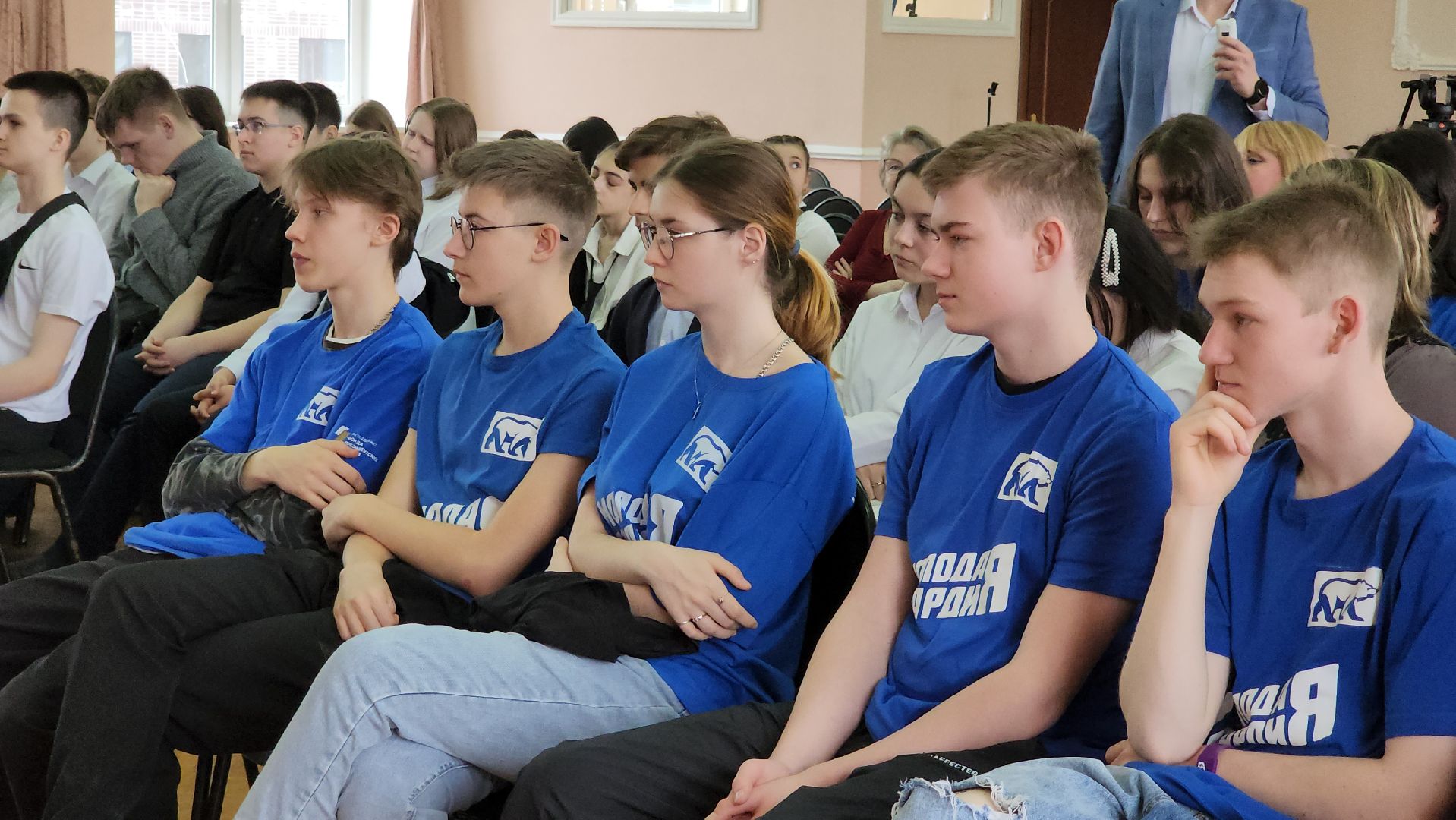 день космонавтики, открытый урок,