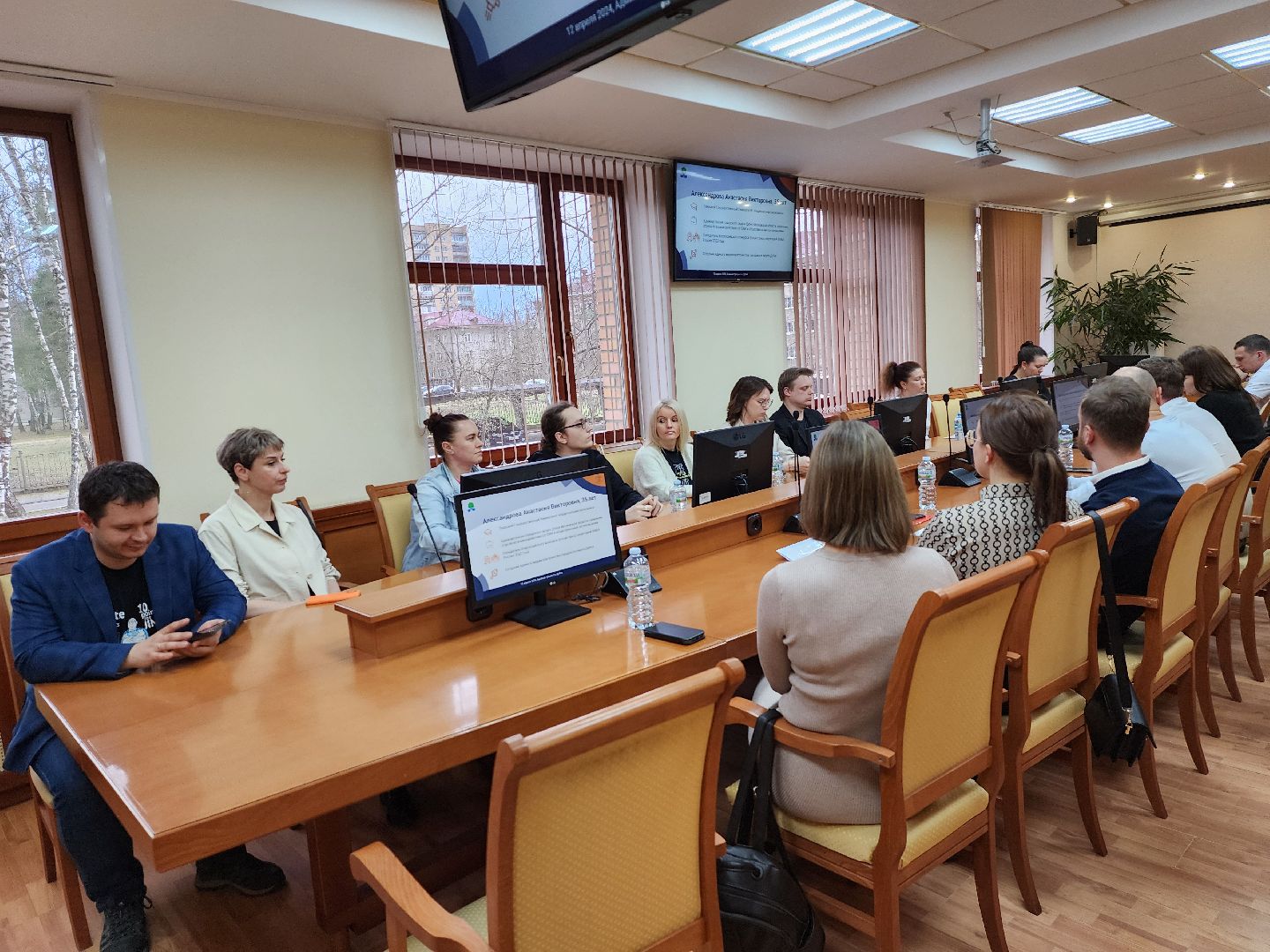 Дубна, Школа кадрового резерва, Администрация,