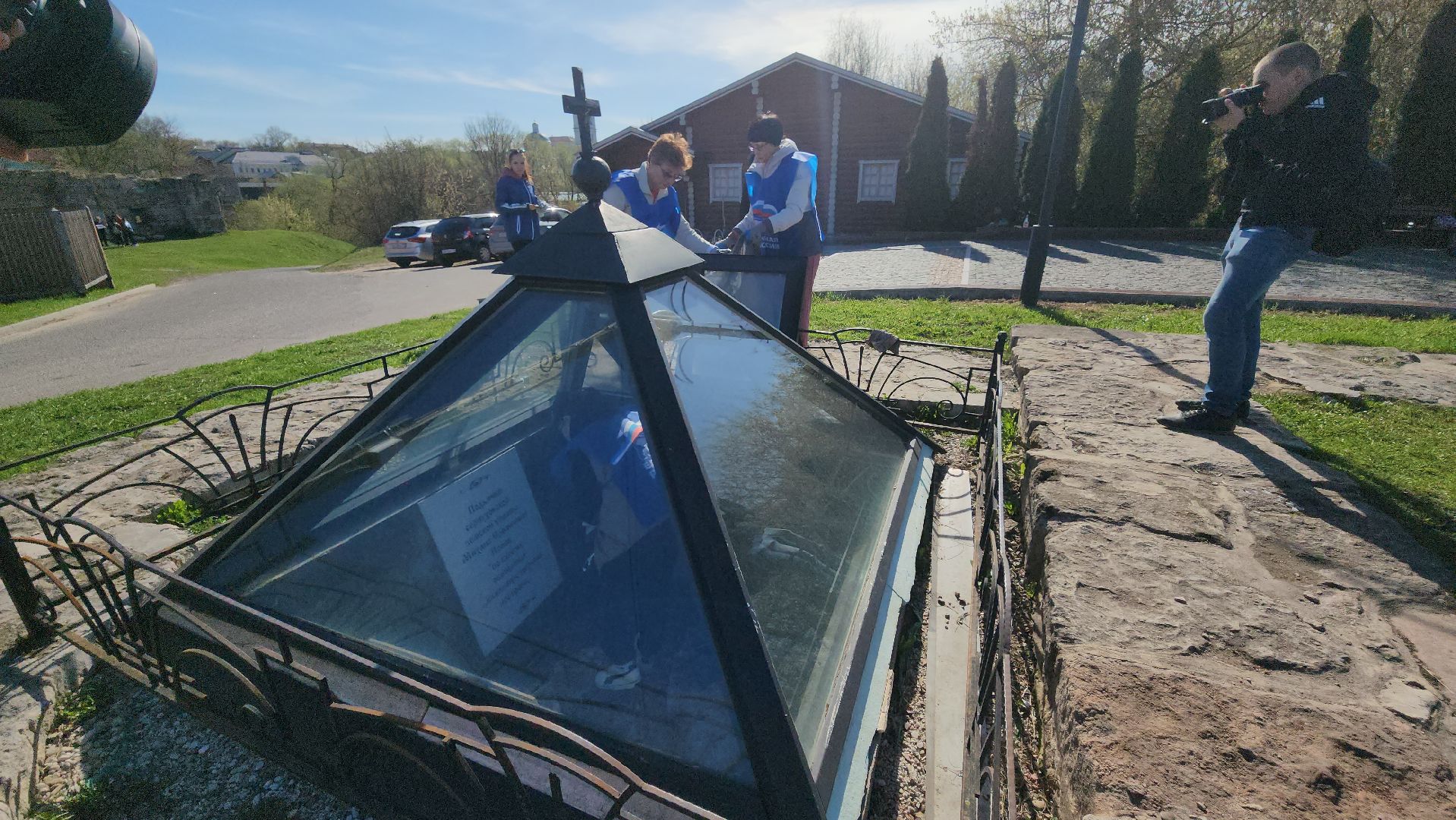 серпухов, подмосковье, субботник, соборная гора, уборка города,