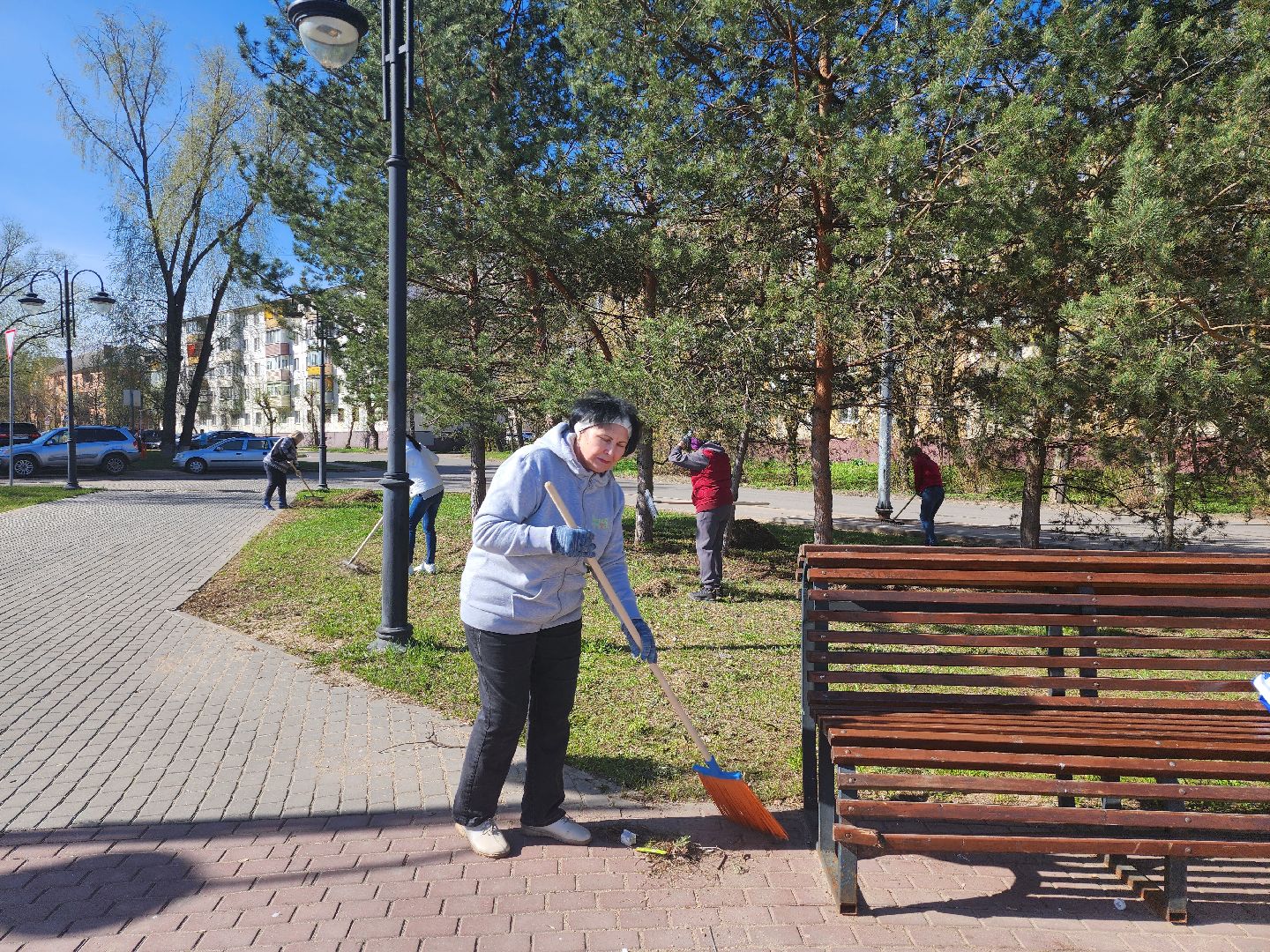 серпухов, подмосковье, субботник, супруга участника СВО,