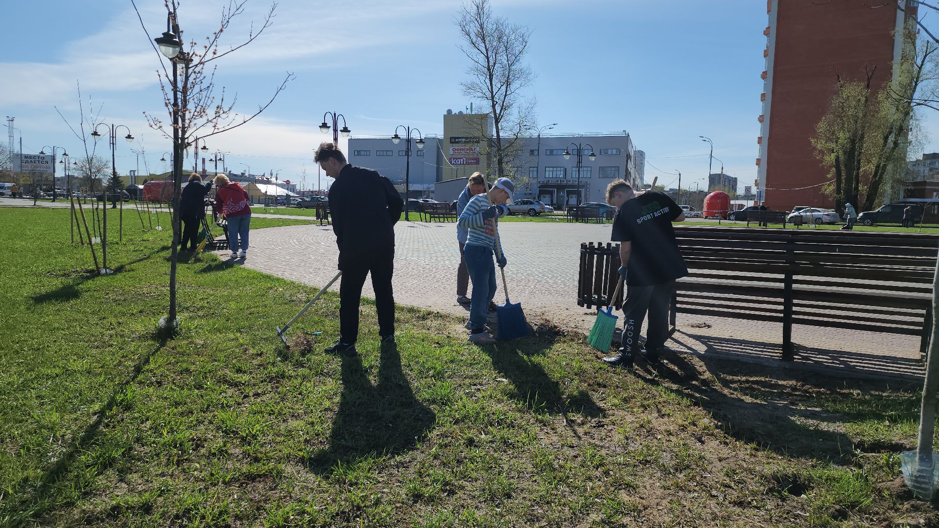 серпухов, подмосковье, субботник, супруга участника СВО,