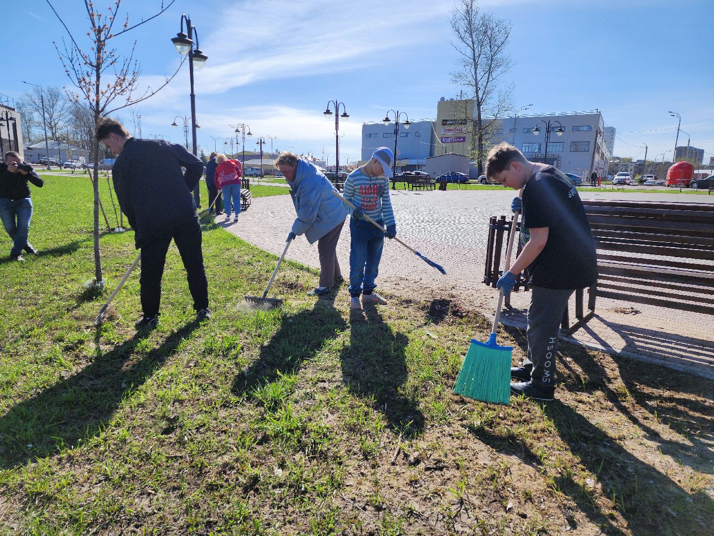 серпухов, подмосковье, субботник, супруга участника СВО,