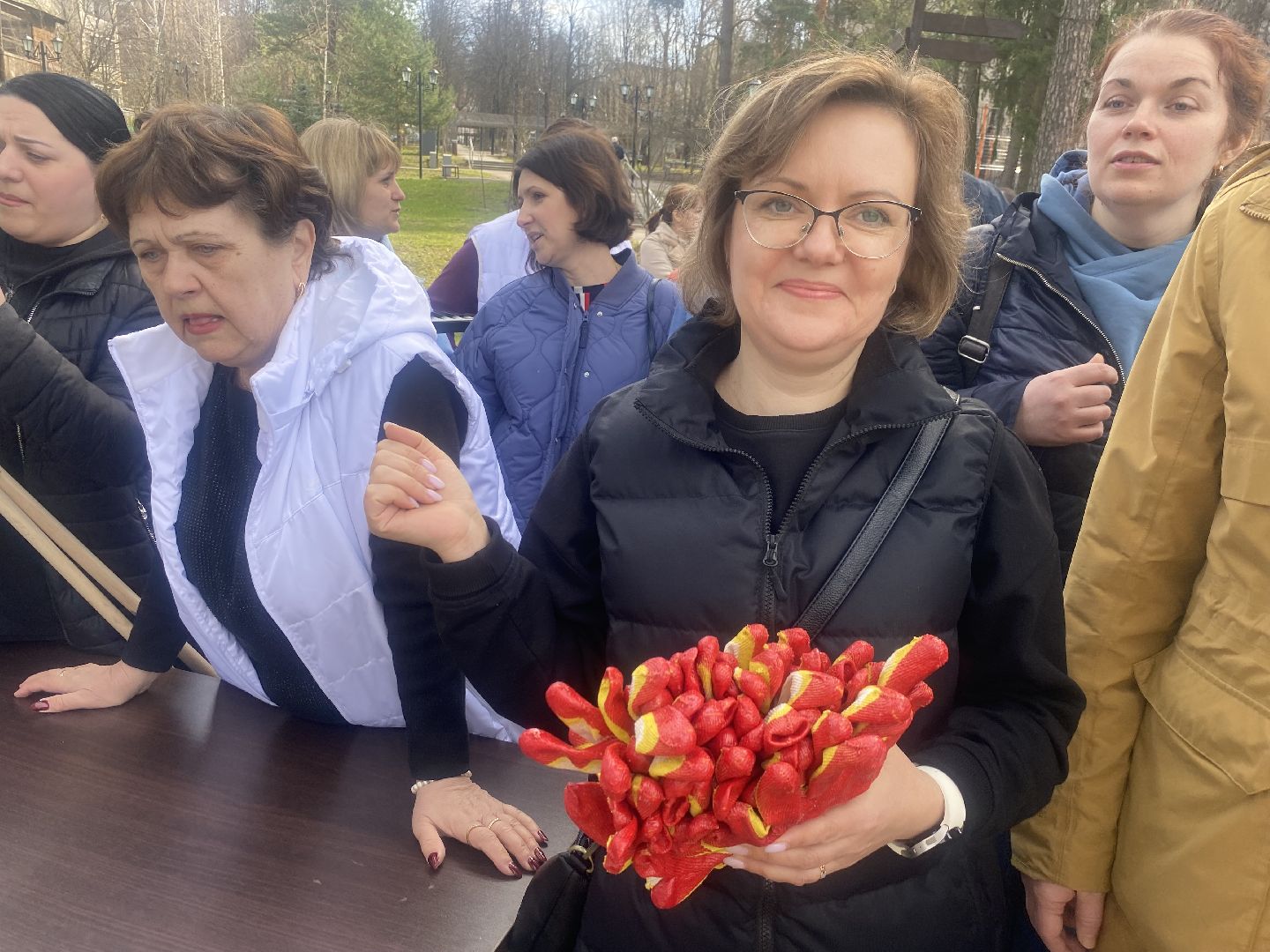 субботник во Власихе, городской субботник, власиха субботник, чистота во Власихе, уборка во Власихе, верхнее озеро во Власихе,