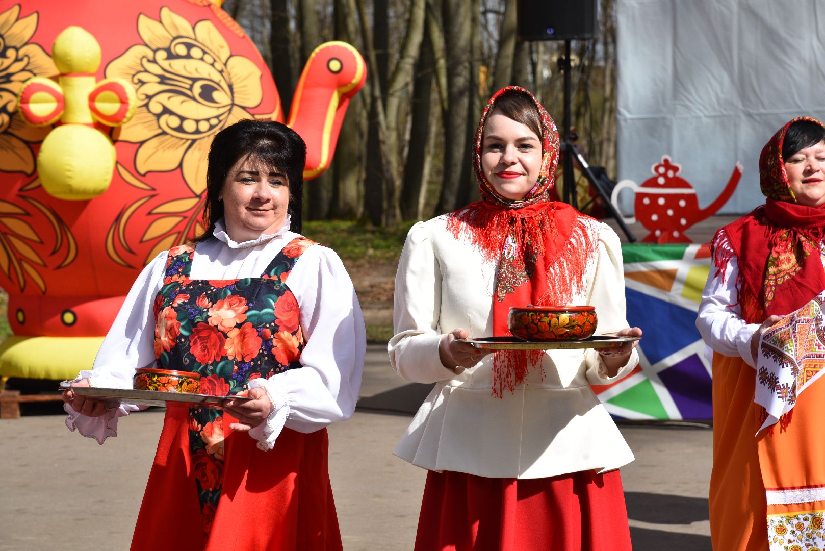 лотошино, лотошинский парк, лотошник, концерт,