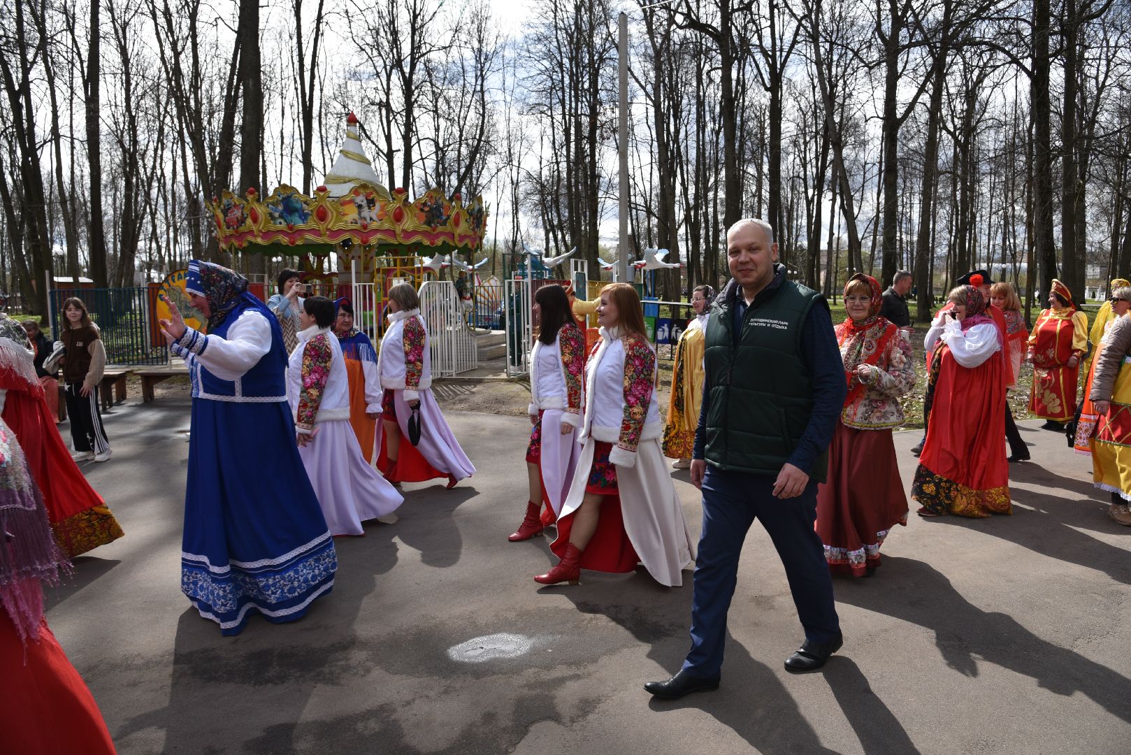 лотошино, лотошинский парк, лотошник, концерт,