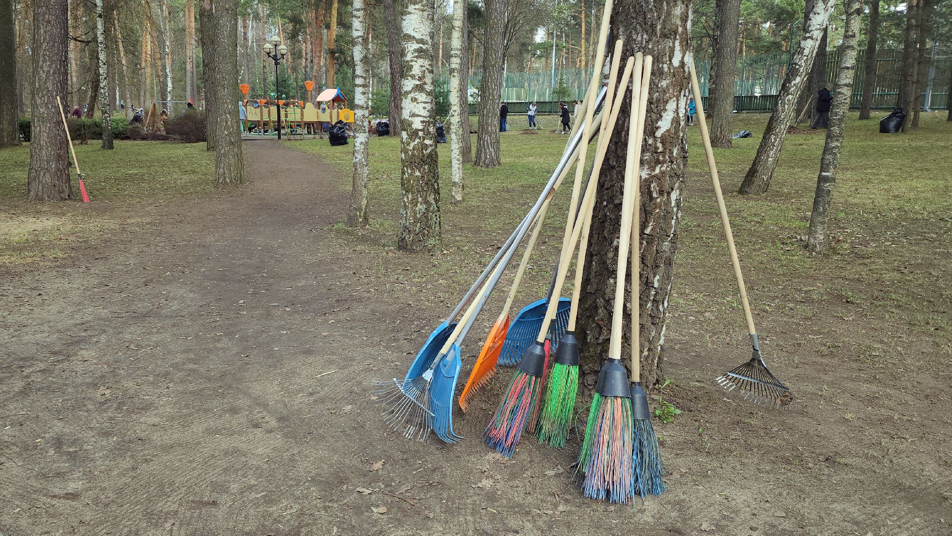 красногорск, детский городок сказочный, парки красногорска, эко-день, субботник,