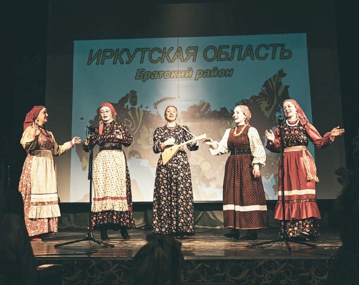 Балашиха, Подмосковье, конкурс Донбасс. Песни с передовой», Фольклорный ансамбль В коромысле, кдц «заря», Досуговый центр Северный, СВО,