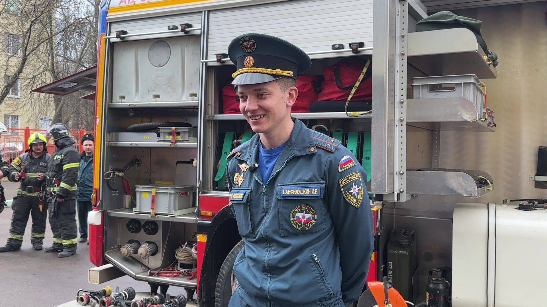 Реутов, детский, сад, МЧС, пожарная техника, люстра, пожарный рукав, вода,