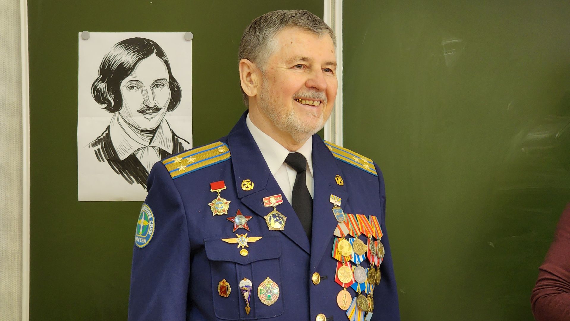 парта героя, новая школа, дзержинский,