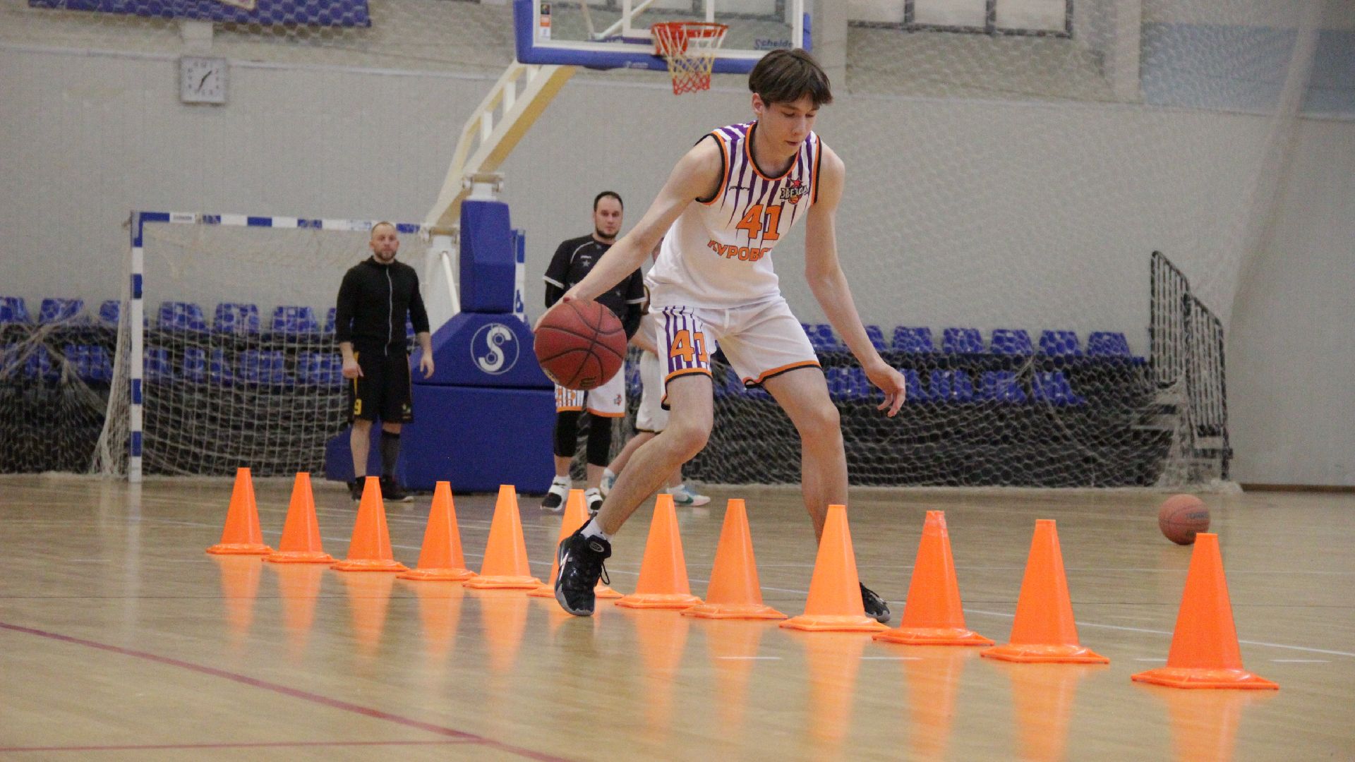 Рошаль, БК Химик, Куровское БК Звезда, СКЦ Рошаль, Большая Шатура, спорт, турнир по баскетболу,