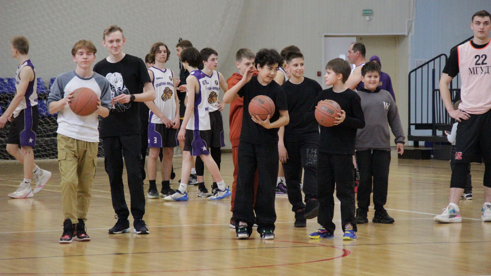 Рошаль, БК Химик, Куровское БК Звезда, СКЦ Рошаль, Большая Шатура, спорт, турнир по баскетболу,