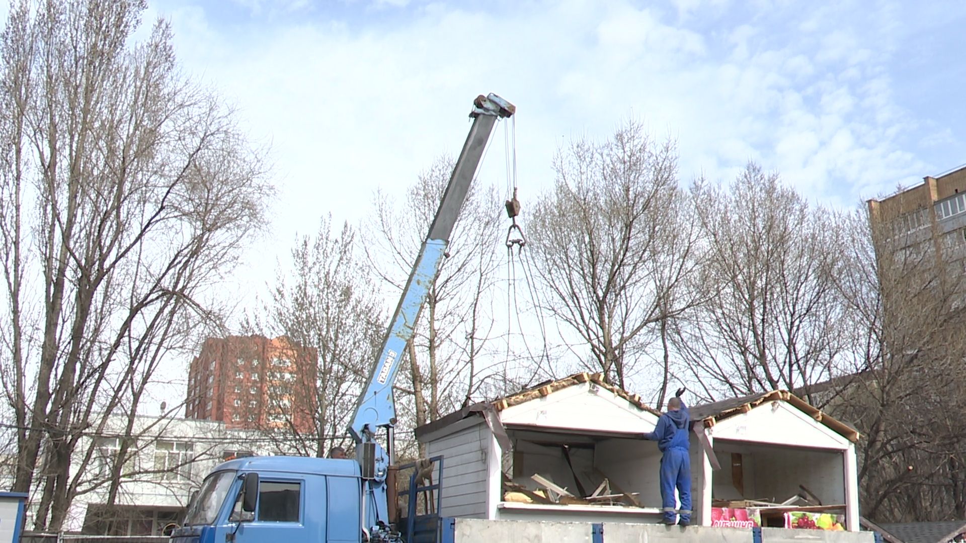 Реутов, метро, палатки, снос палаток, блаоустройство,