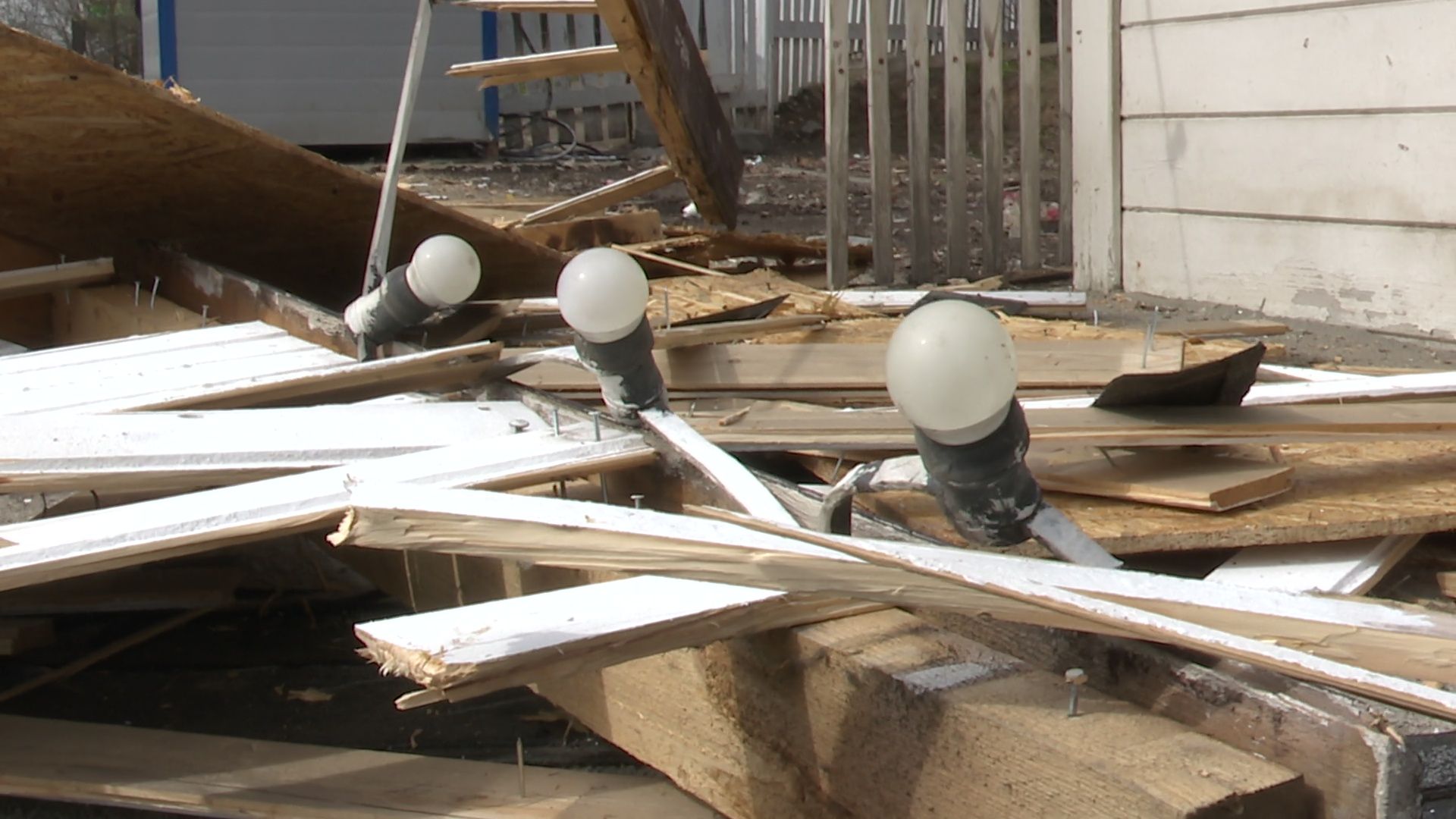 Реутов, метро, палатки, снос палаток, блаоустройство,