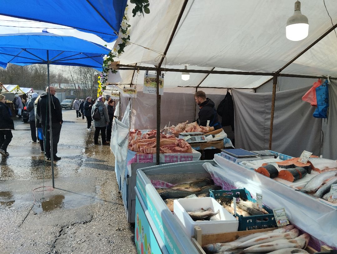 Ярмарка, мёд