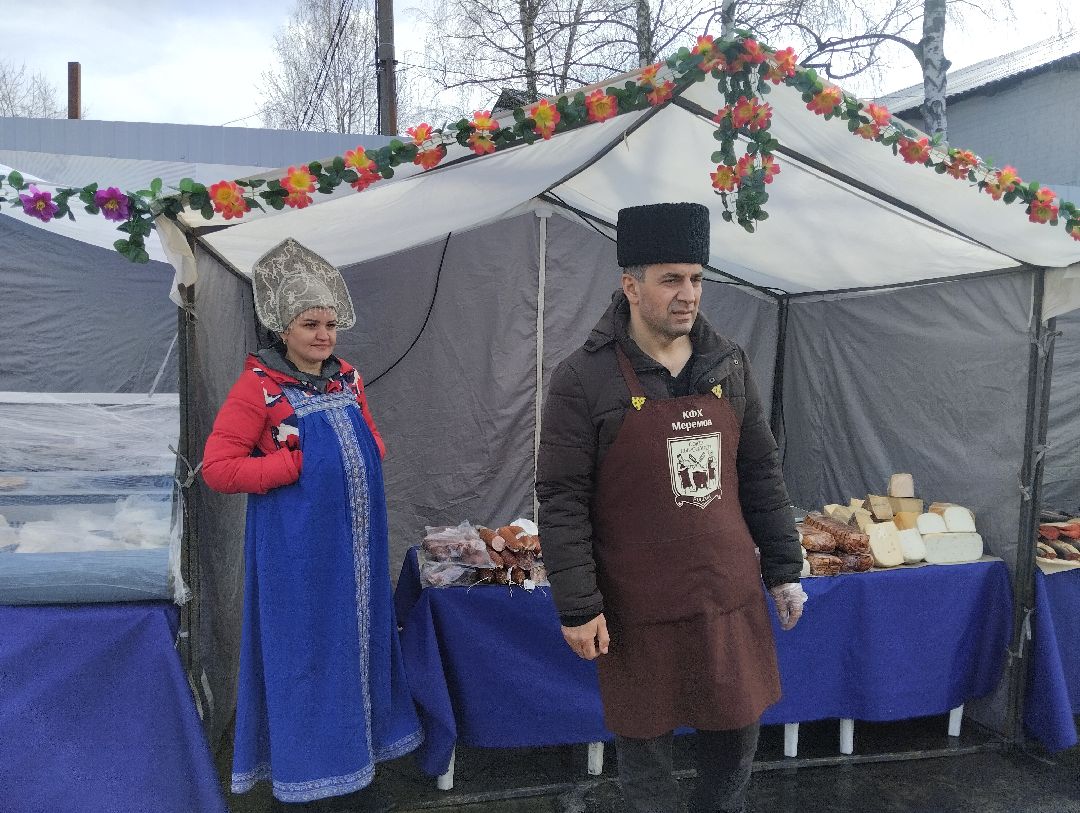 Ярмарка, мёд