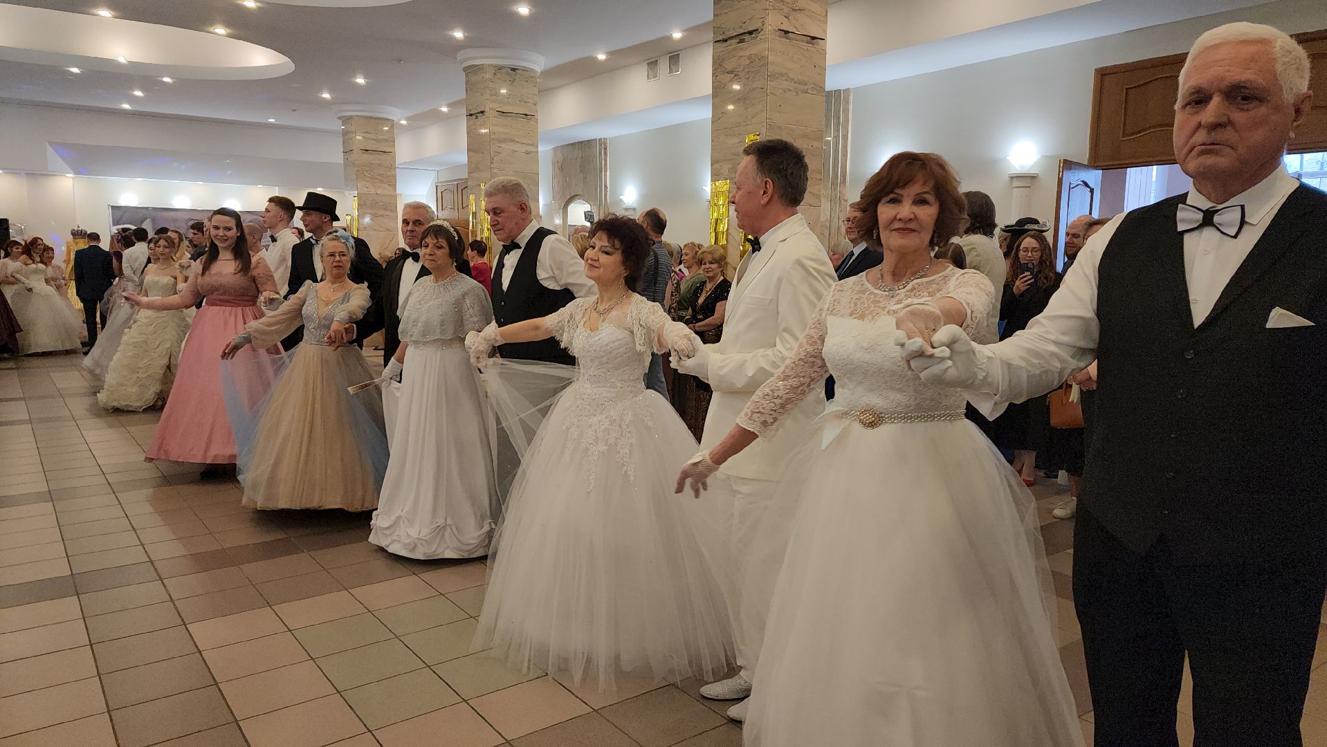 бал, лобня, студенты,