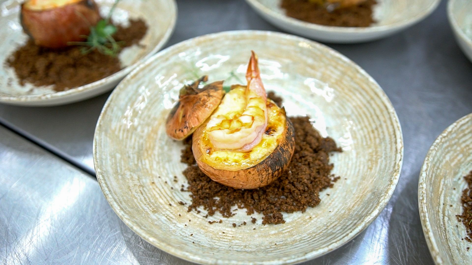 гастро, ужин, гастрономический вечер, Егорьевск, Владимир, Ржев, бабагануш, тартар, лук, сыр, креветки, лосось, чрная смородина, говядина, ягненок, десерт, мильфей, малина, еда,