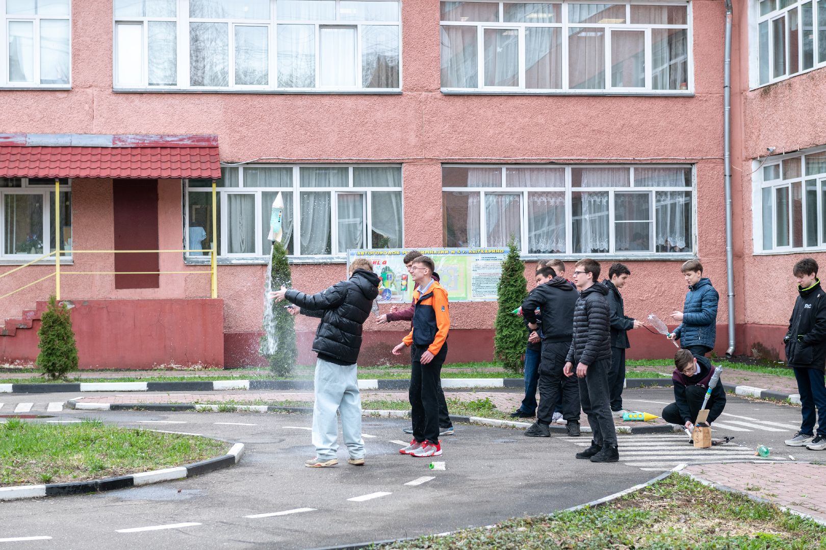 лыткарино, образование, физика, ракеты, день космонавтики,