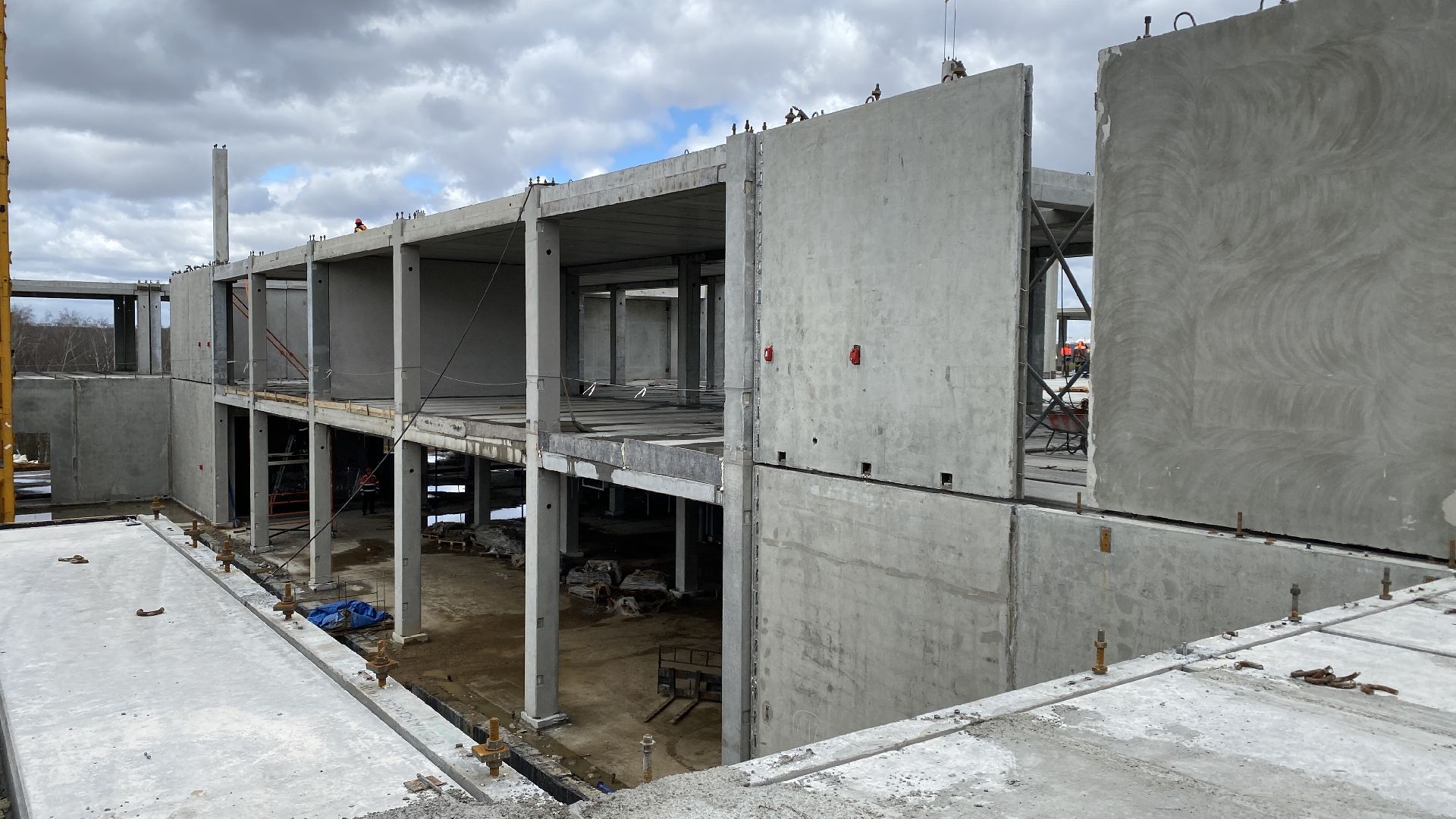 строителтство, строительство школы, школа будущего, Первый квартал, брусника,