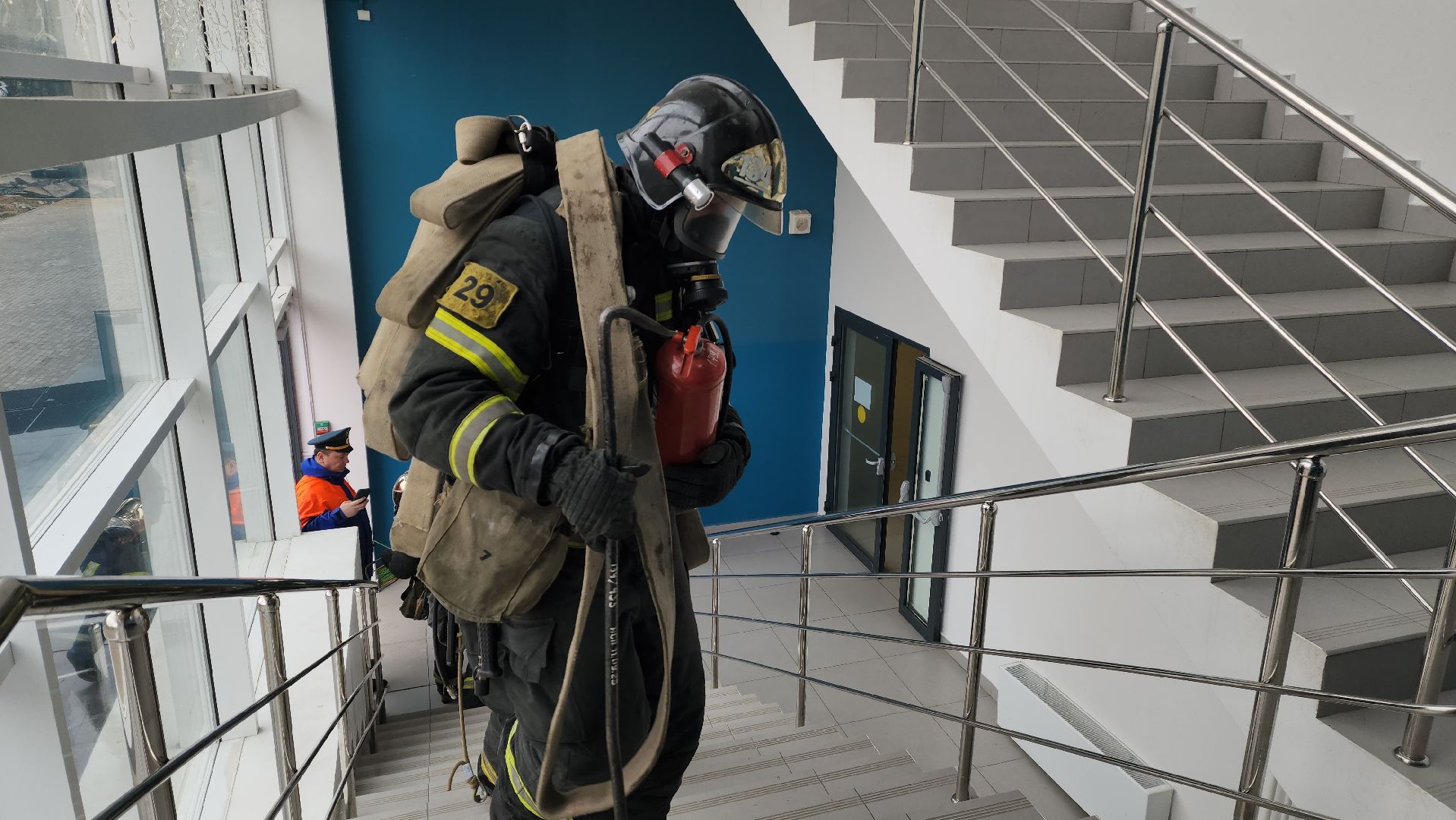 мчс, учения, спасатели, пожарные, 112, красногорск, ледовая арена,