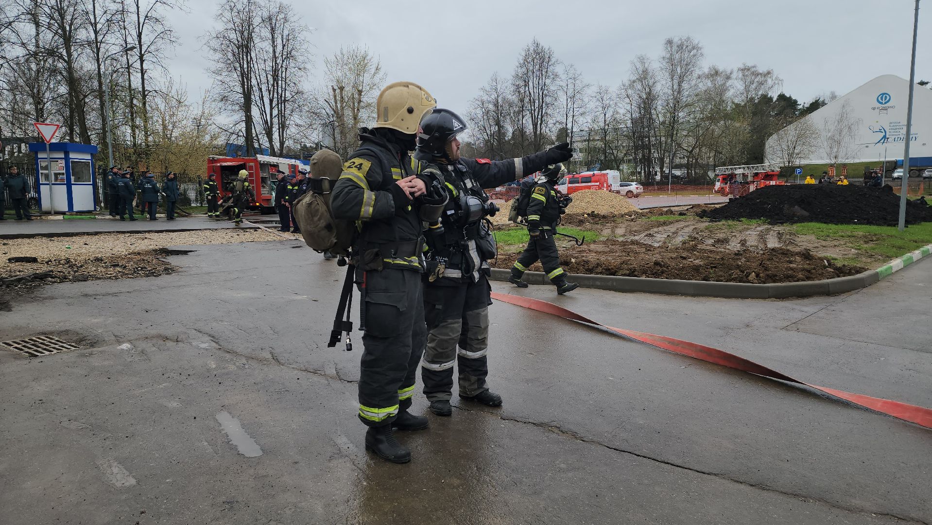 мчс, учения, спасатели, пожарные, 112, красногорск, ледовая арена,