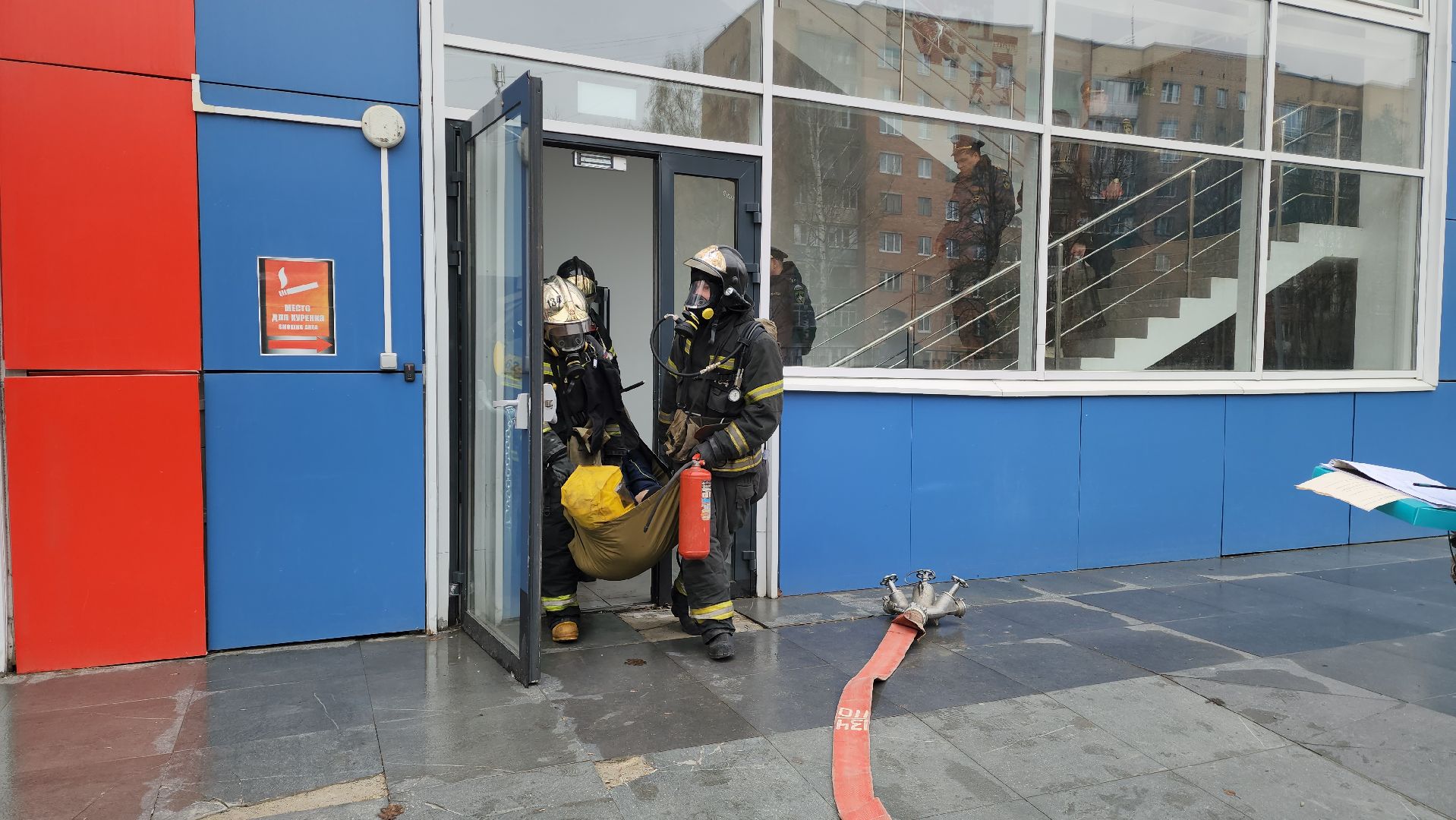 мчс, учения, спасатели, пожарные, 112, красногорск, ледовая арена,