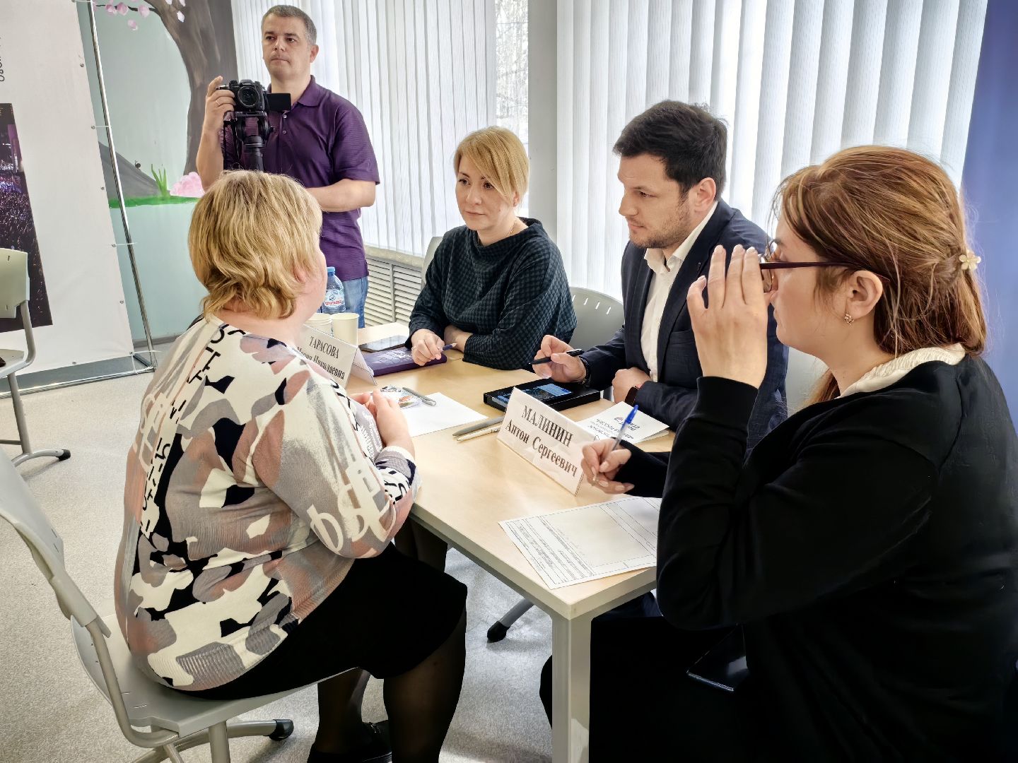 выездная администрация, дорога, улица, жители,