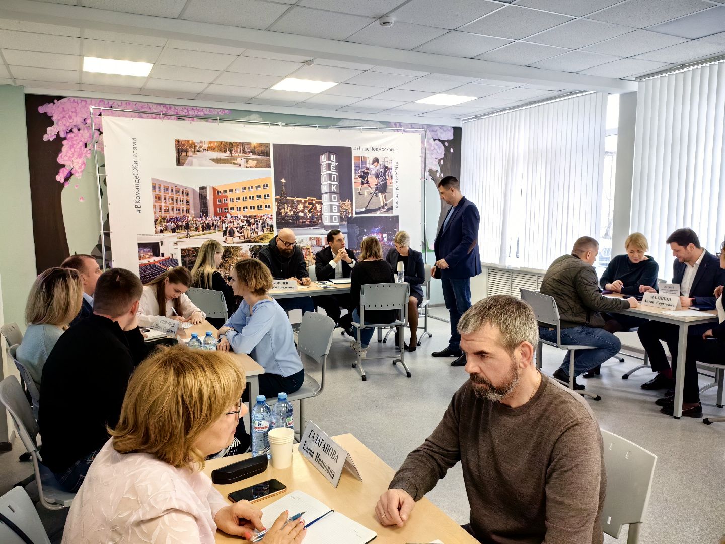 выездная администрация, дорога, улица, жители,