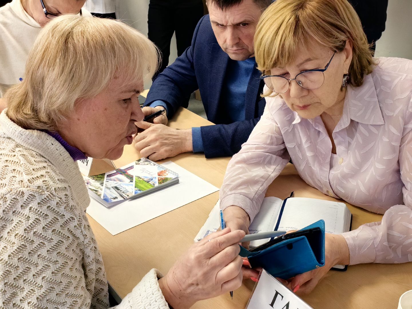 выездная администрация, дорога, улица, жители,