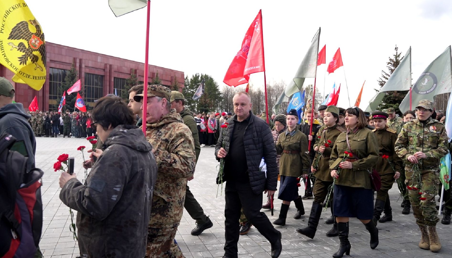 Вахта памяти, поисковики, Химки, Домодедово,