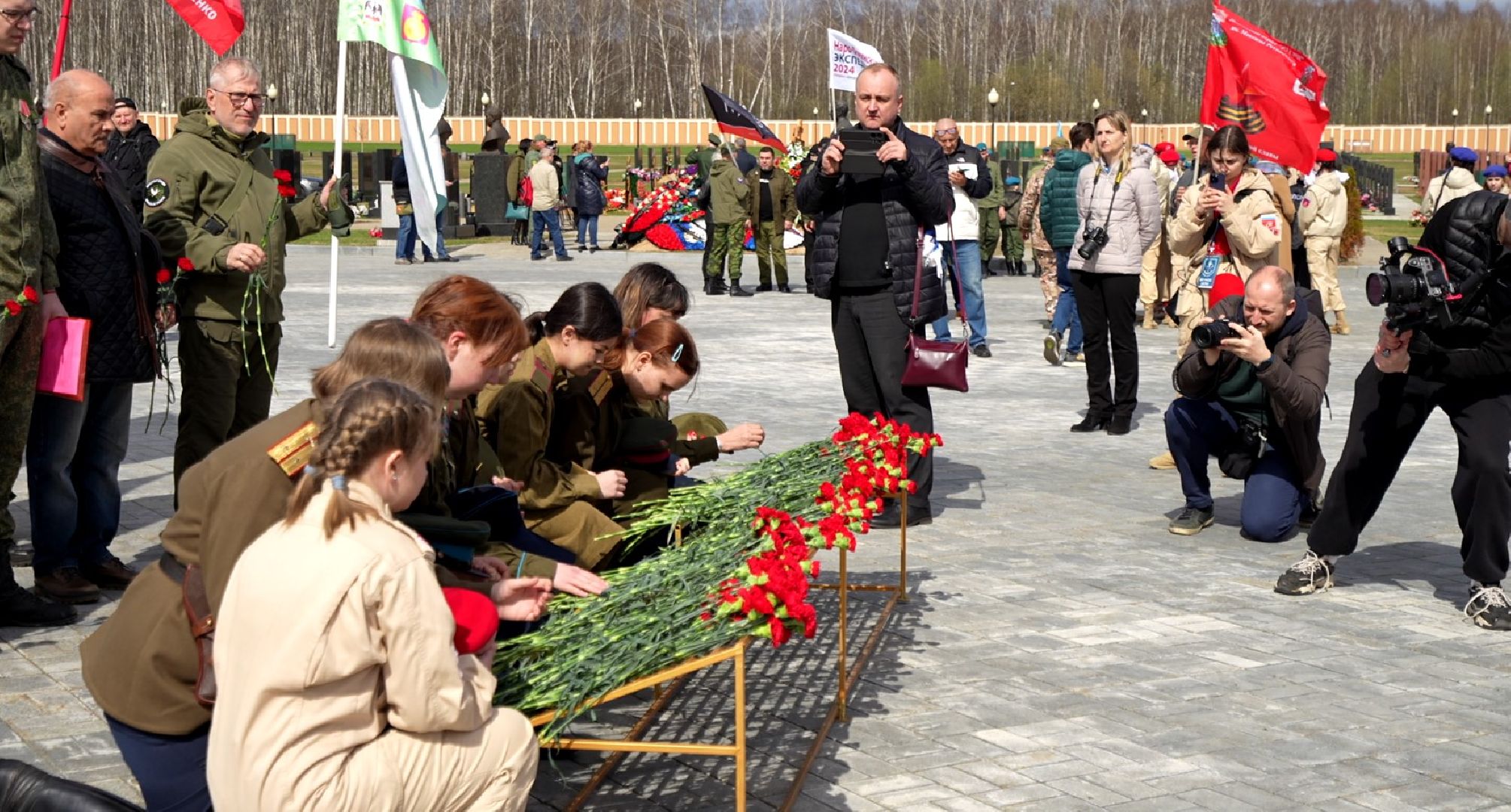 Вахта памяти, поисковики, Химки, Домодедово,