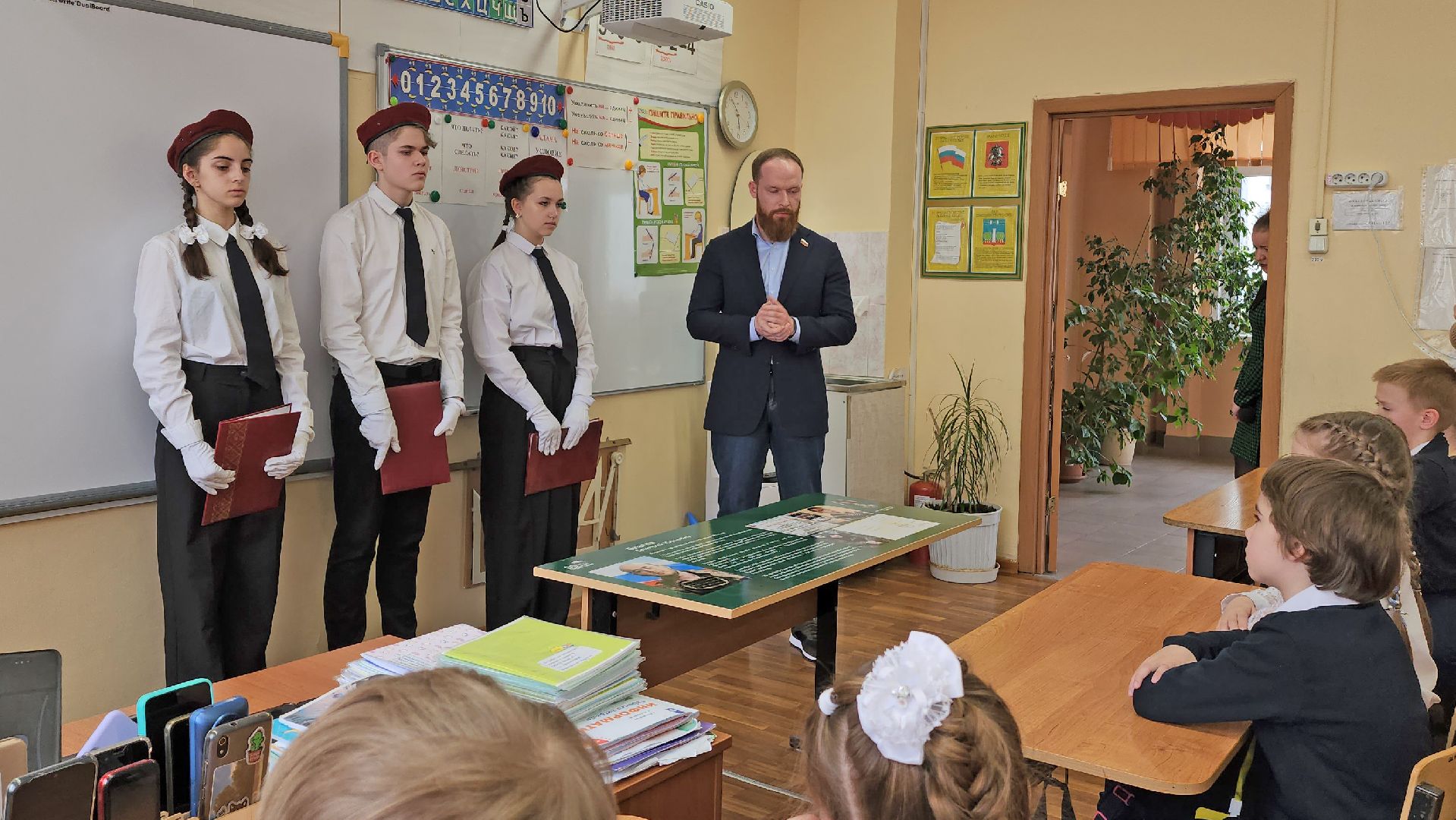 красногорск, парта героя, лицей 4,