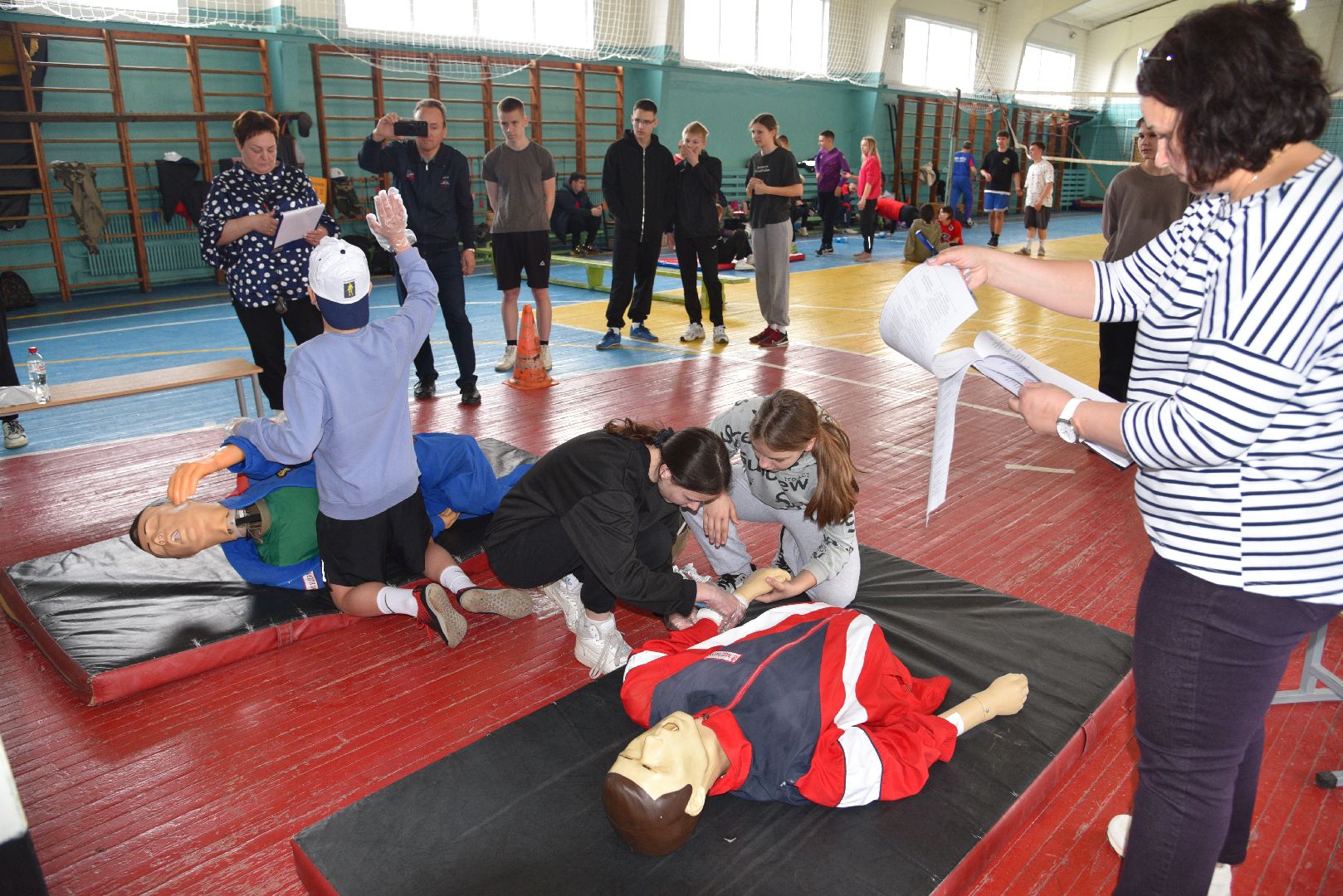 лотошино, лотошинская школа 1, зарница, военная игра,