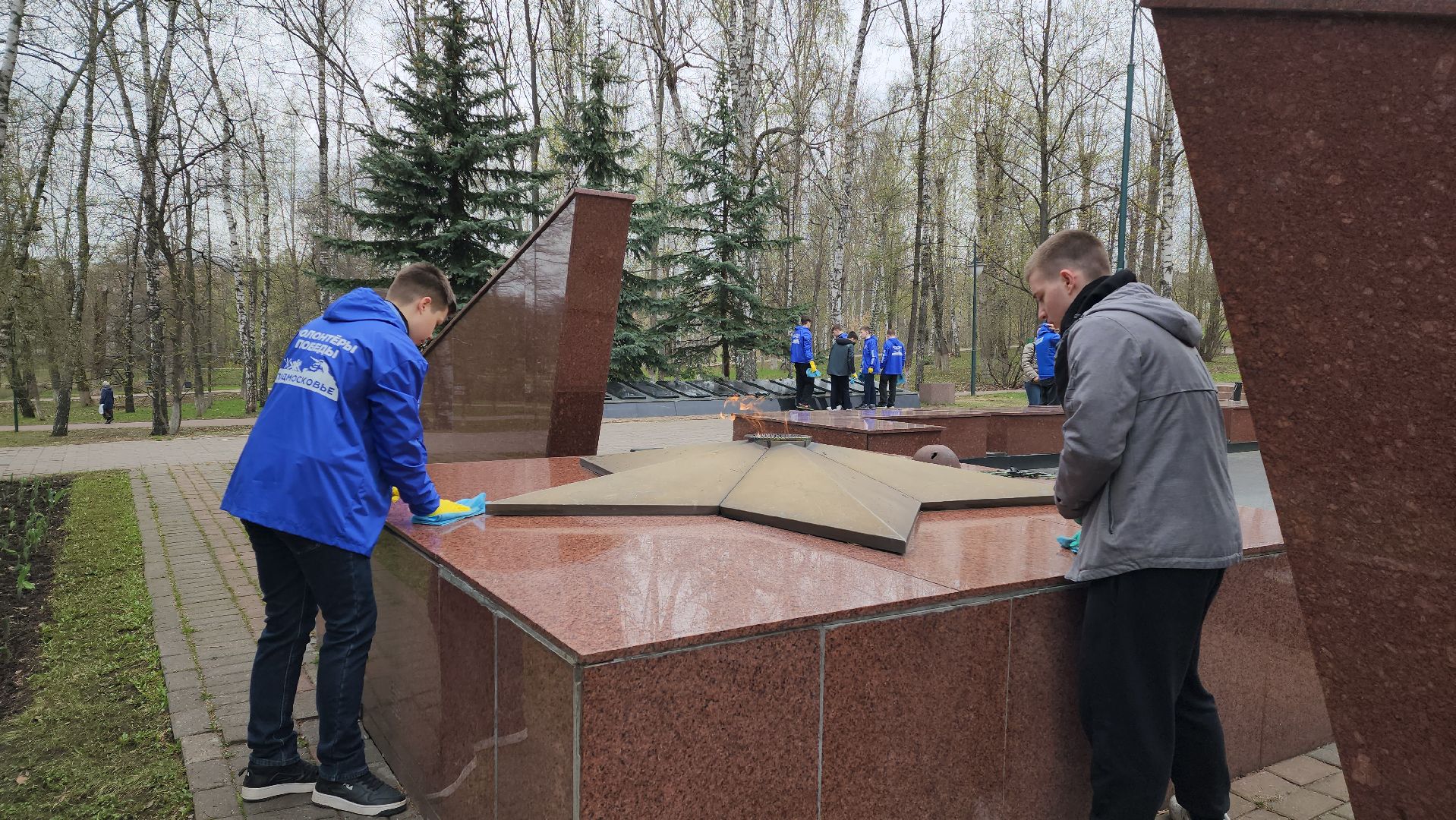 историческая память, месяц чистоты и порядка, волонтеры, дзержинский,