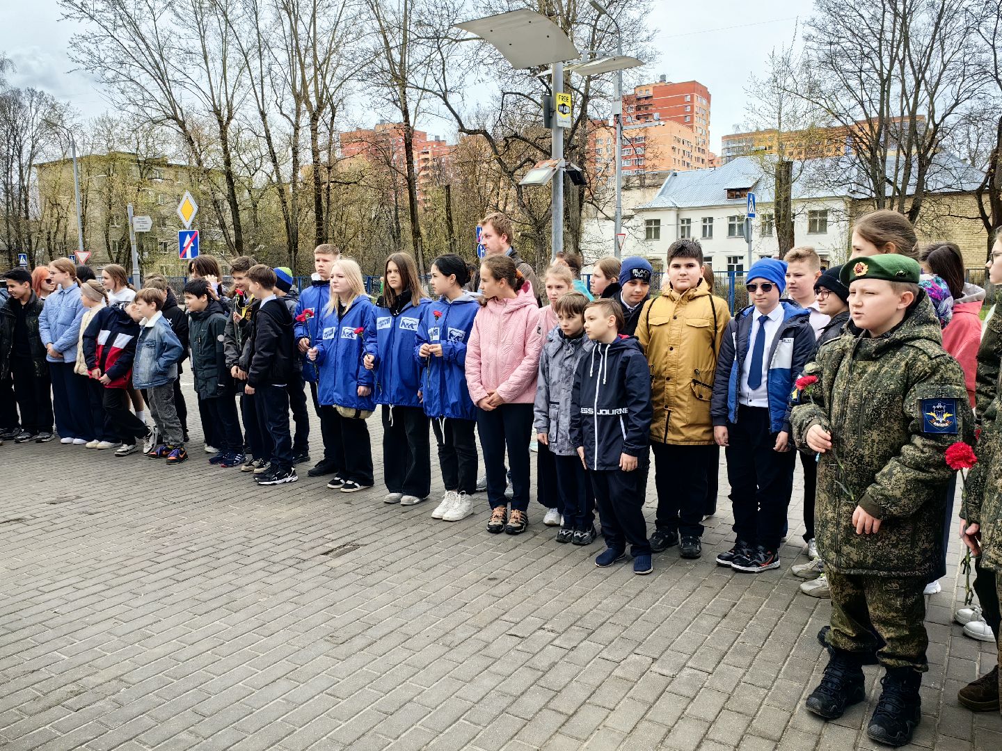 битва за москву, подвиг, возложение цветов, юнармия, монумент,