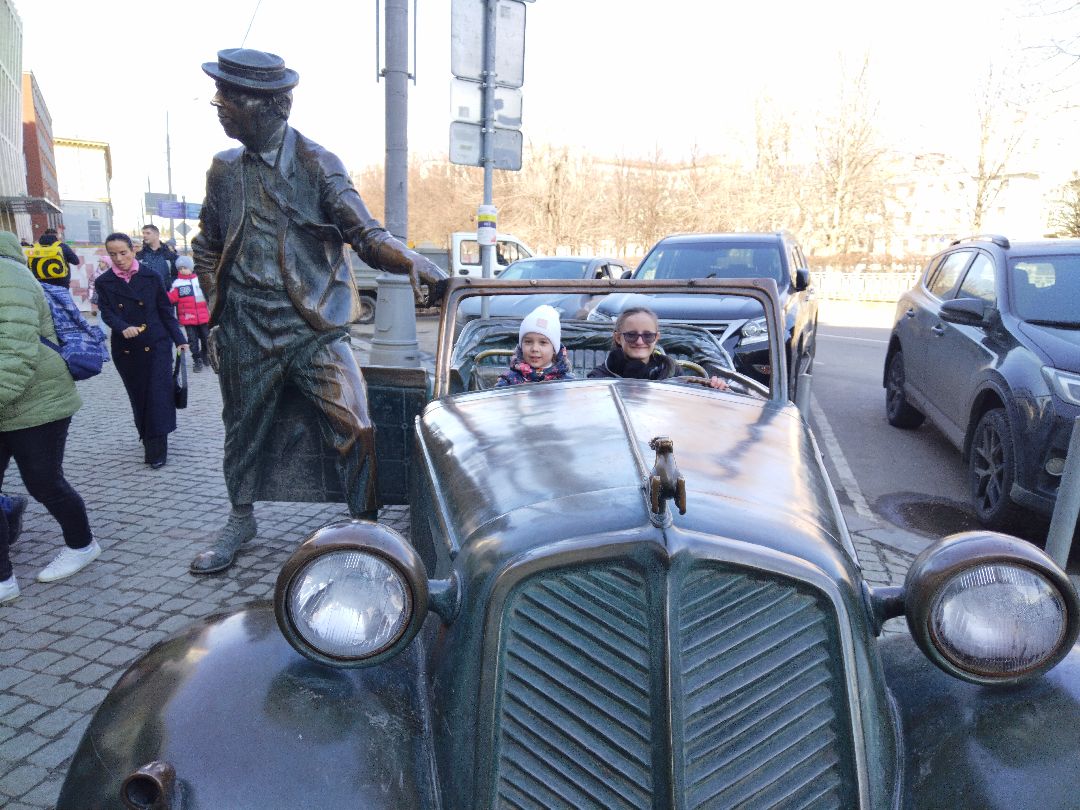 Юрий Никулин, Московский цирк, Мытищи