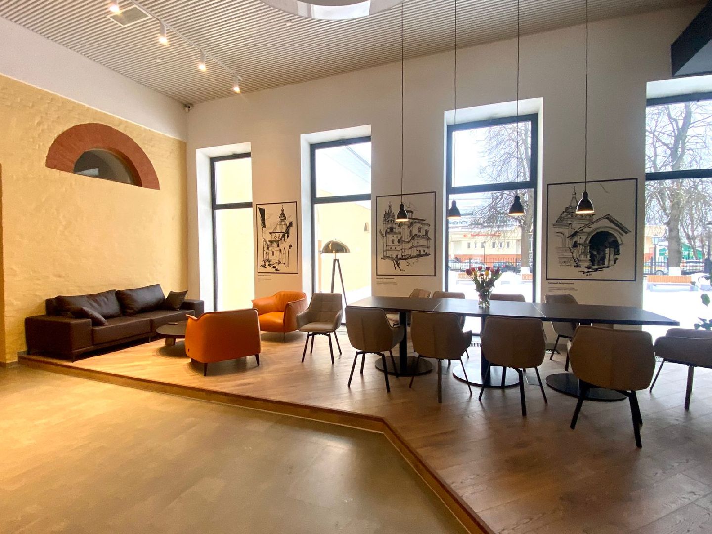 Звенигородский манеж, Культура, Писательский четверг,