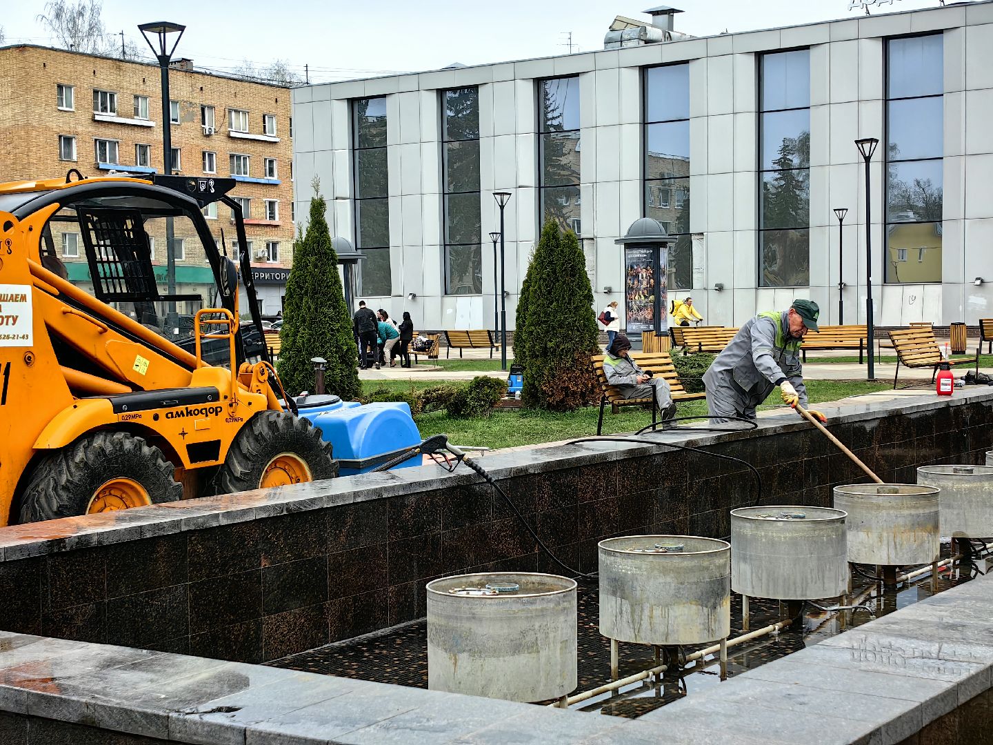 фонтаны, площадь, летний сезон, открытие сезона фонтанов,