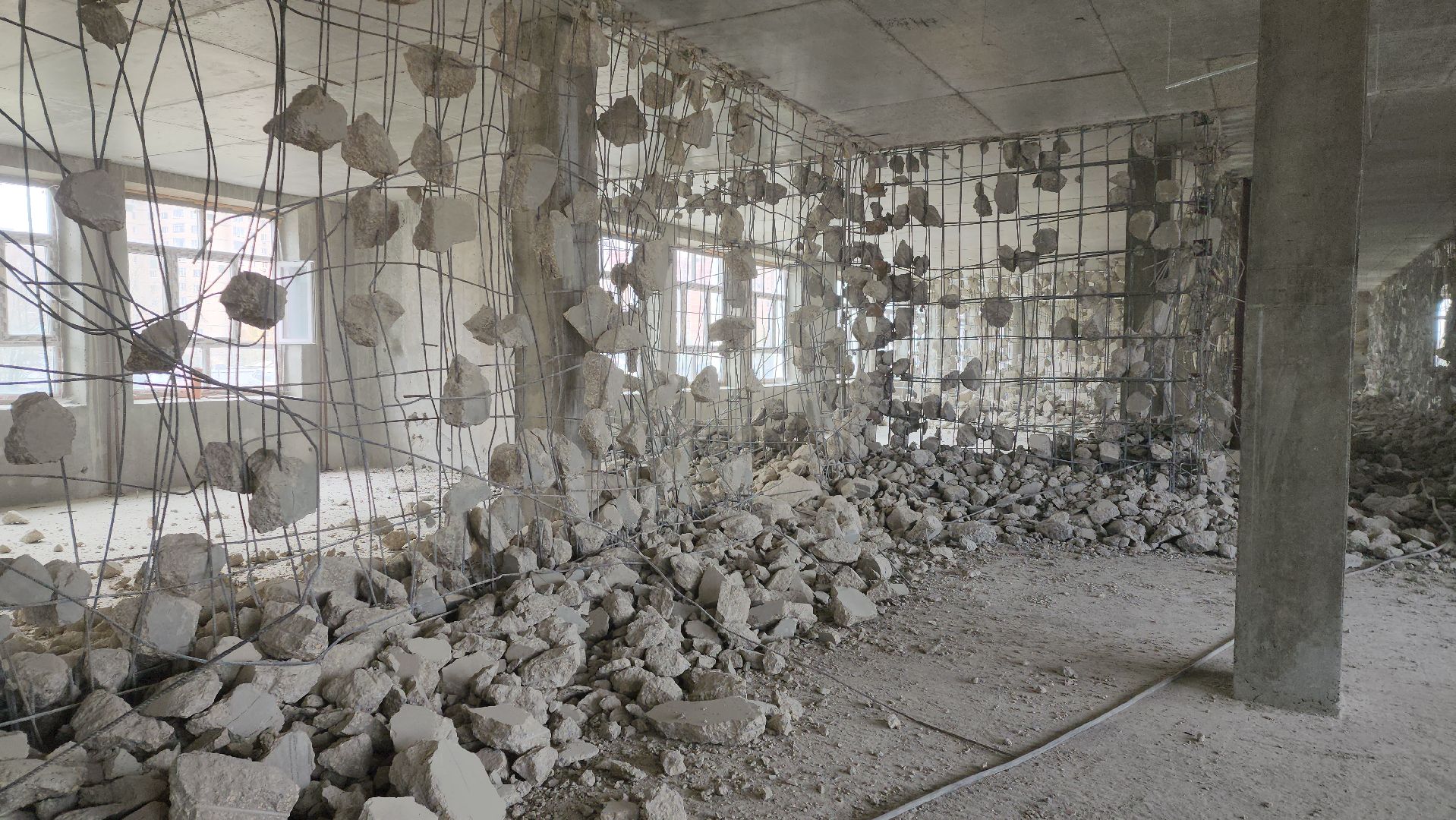 строительство соцобъектов, поручение губернатора, реконструкция школы, дзержинский,