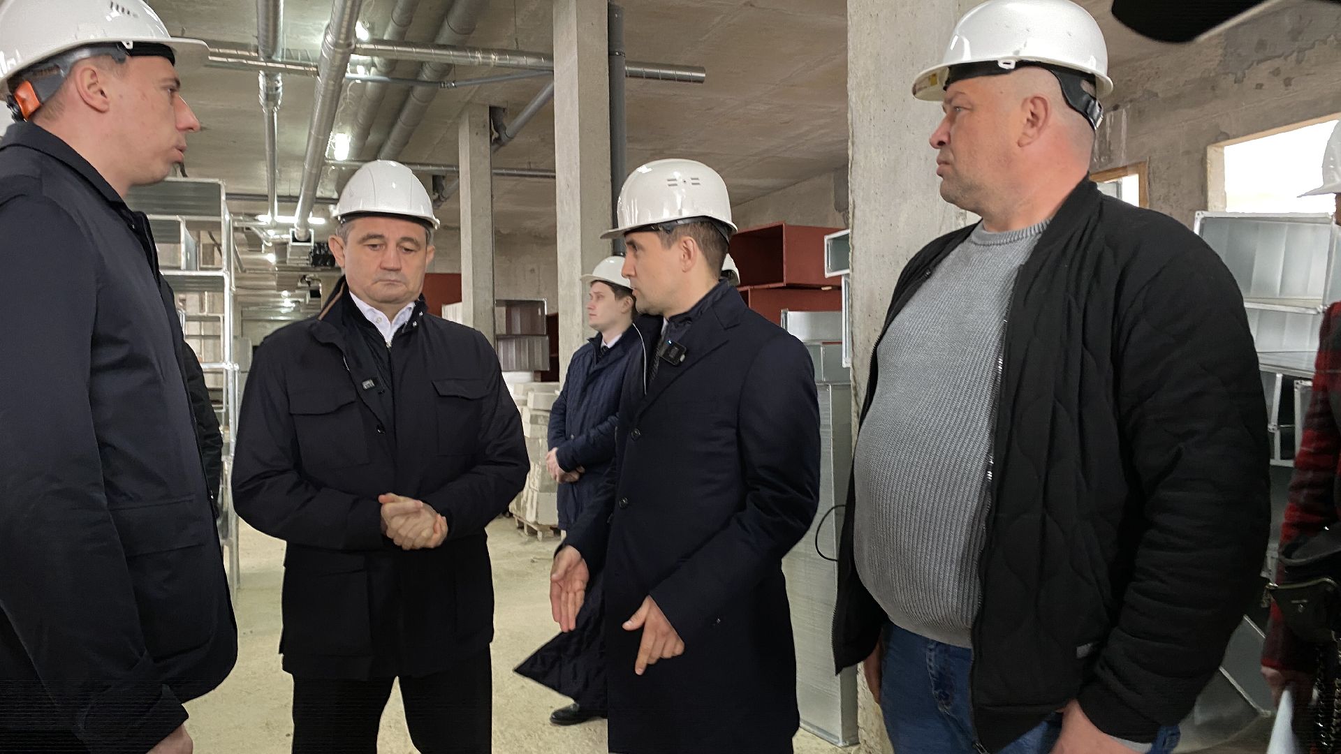 игорь брынцалов, станислав каторов, строительство поликлиники, деревня сопроново, социальный объект,