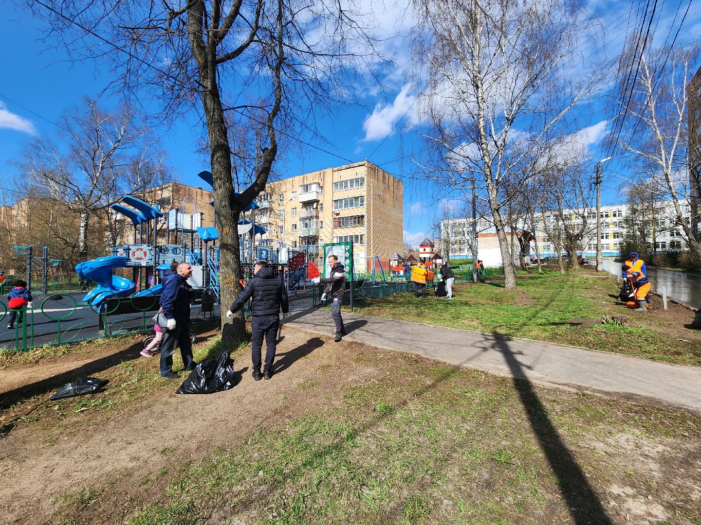 красноармейск, г.о. пушкинский, детская площадка, субботник,