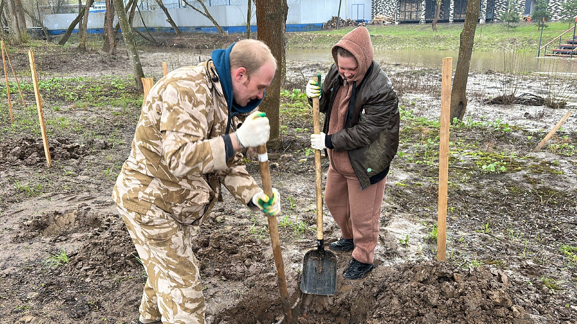 Клин, общество, благоустройство, субботники, деревья,