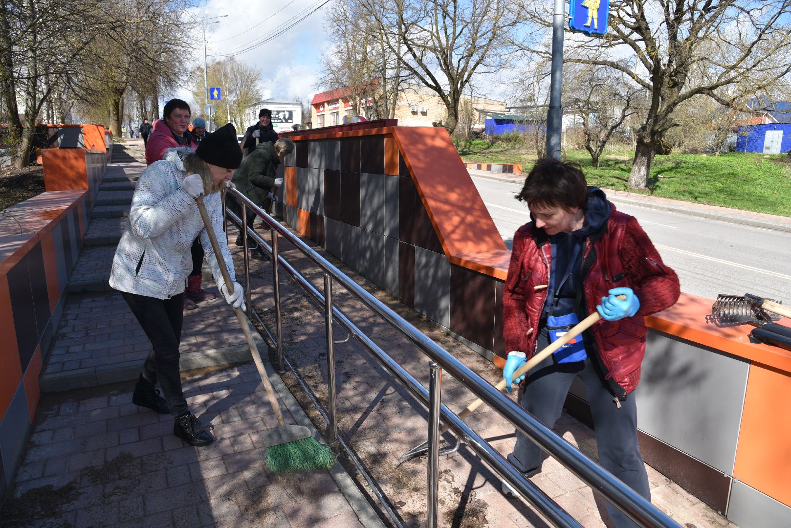 лотошино, субботник, региональный субботник, уборка улиц, благоустройство,