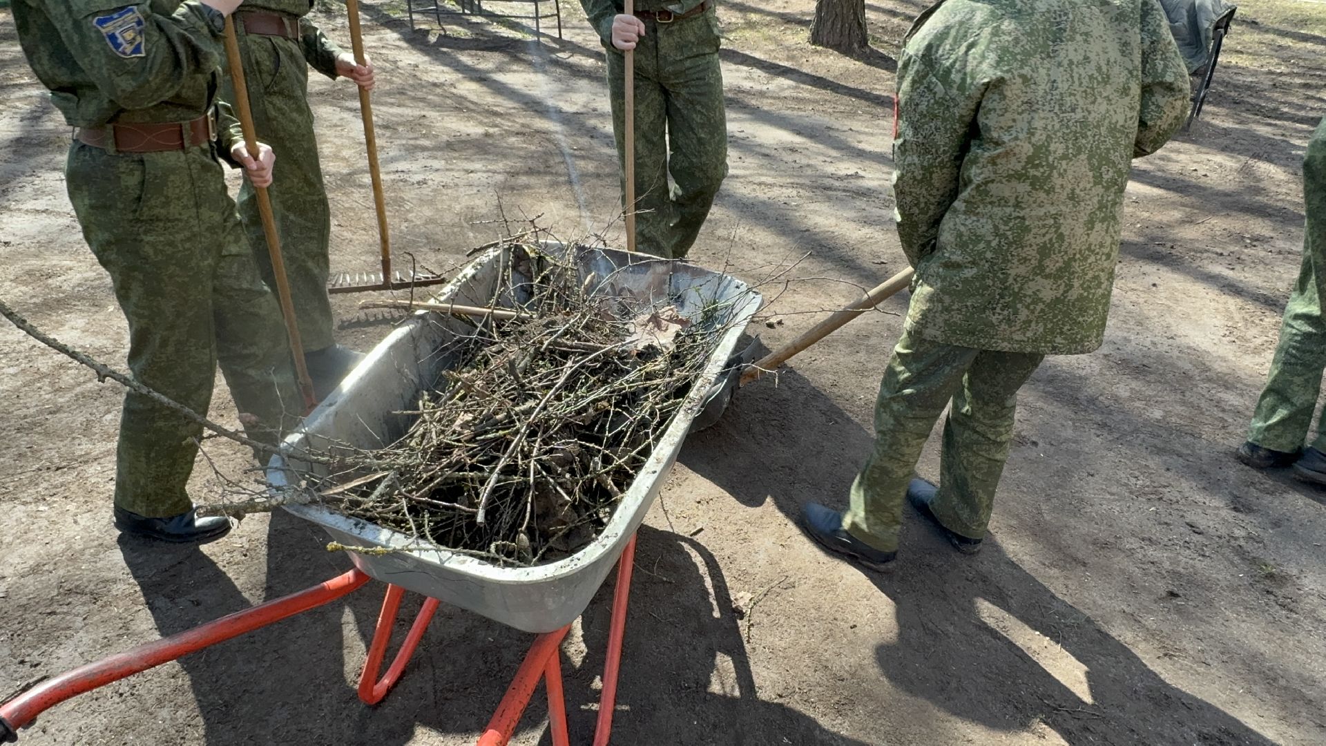 Солнечногорск, Субботник, Радумльский кадетский корпус, Кадеты, месячник чистоты,