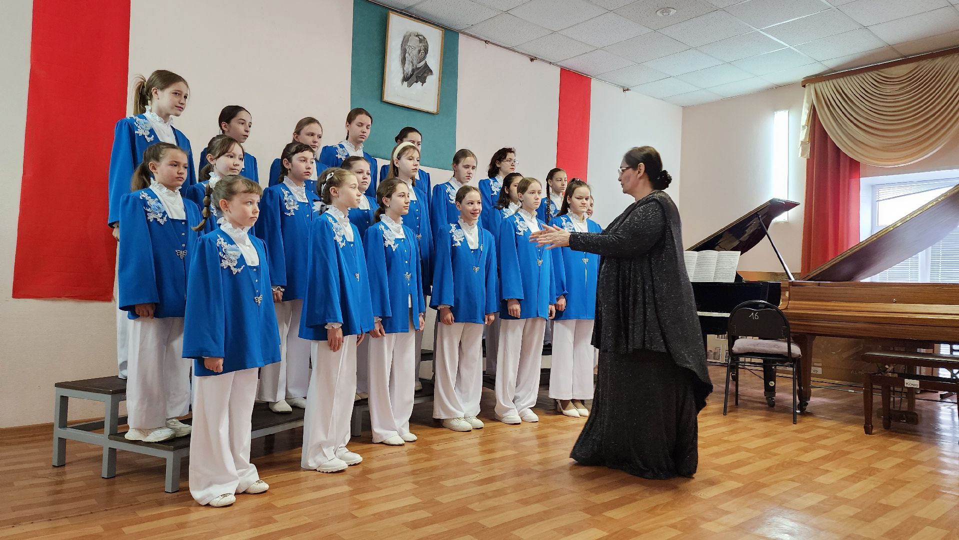 кашира, дши, отчетный концерт, сибемольки, хор, капельки, рябиновая гроздь, баян, домра,